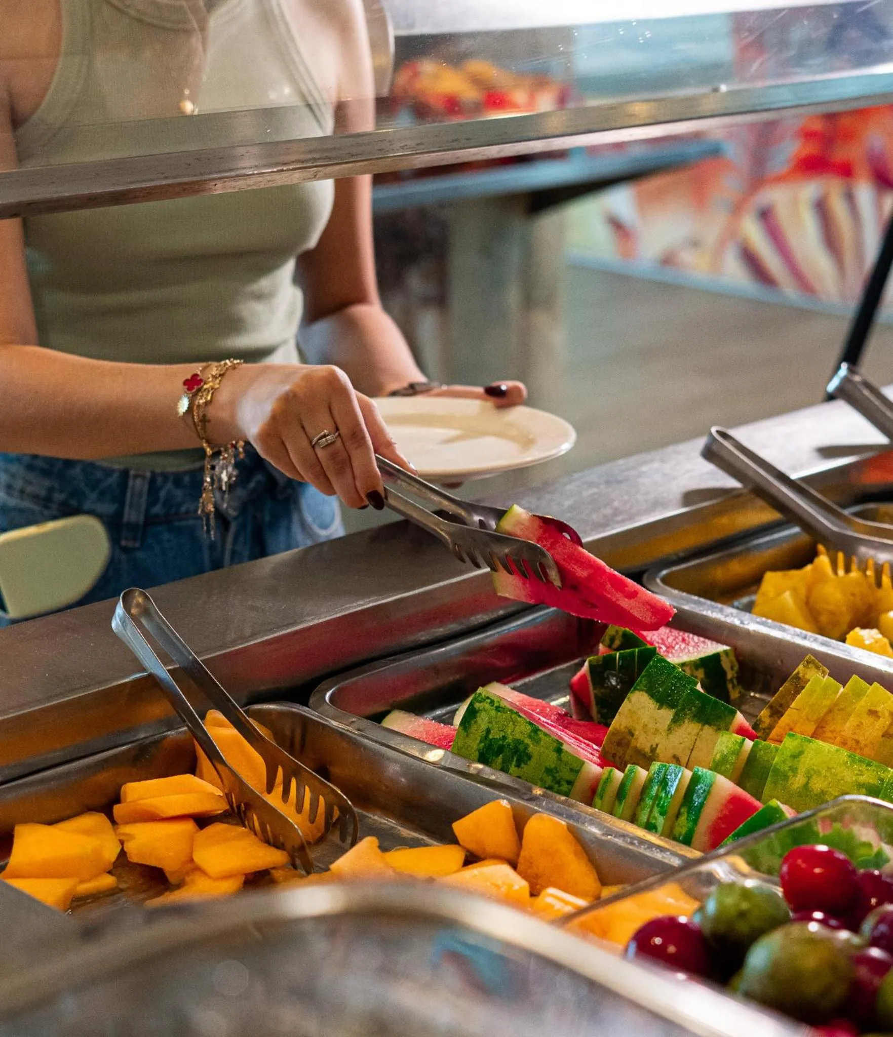 Restaurant/places to eat in ibis Cartagena Marbella