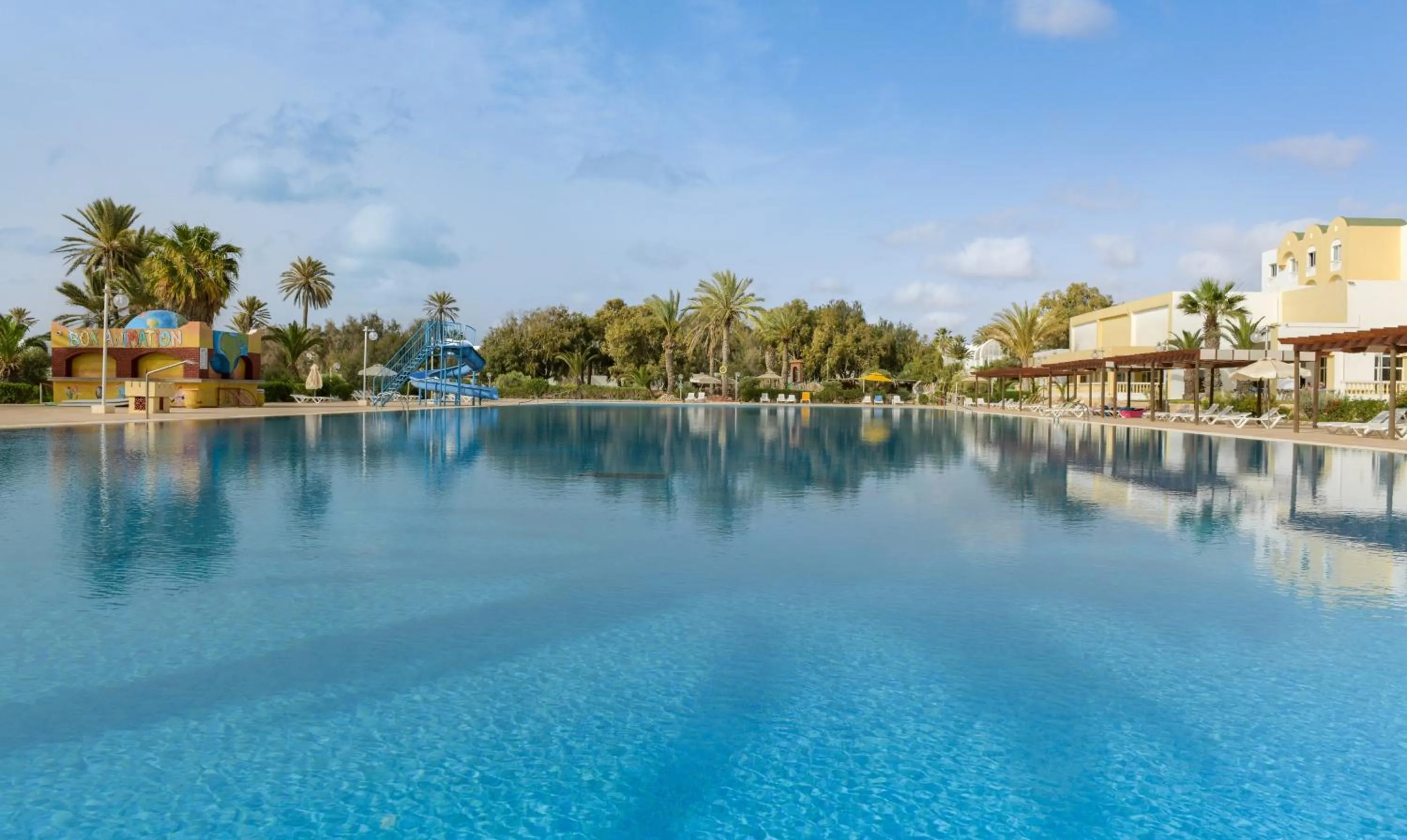 Swimming pool in Djerba Castille- Family Only