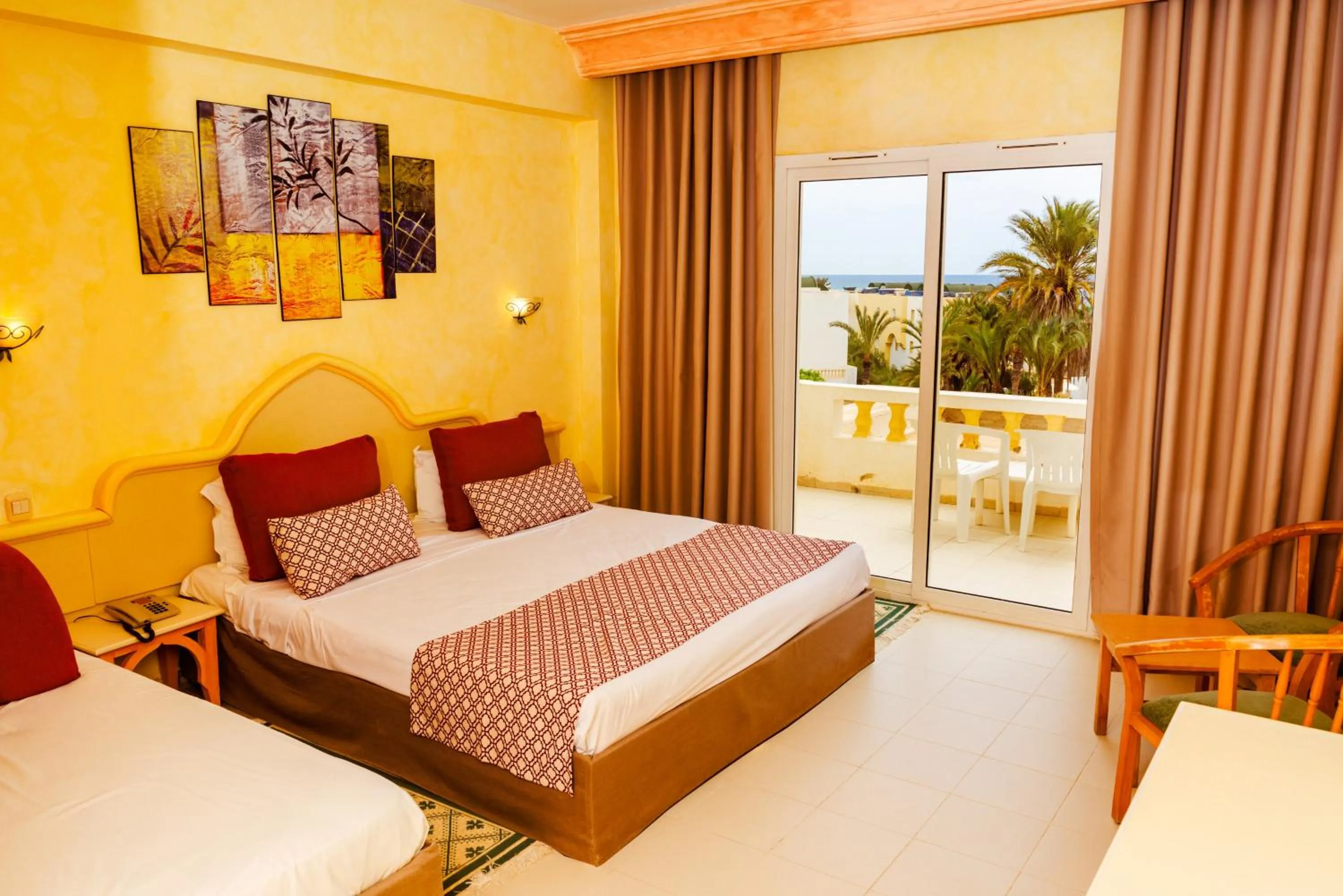 Bed in Djerba Castille- Family Only