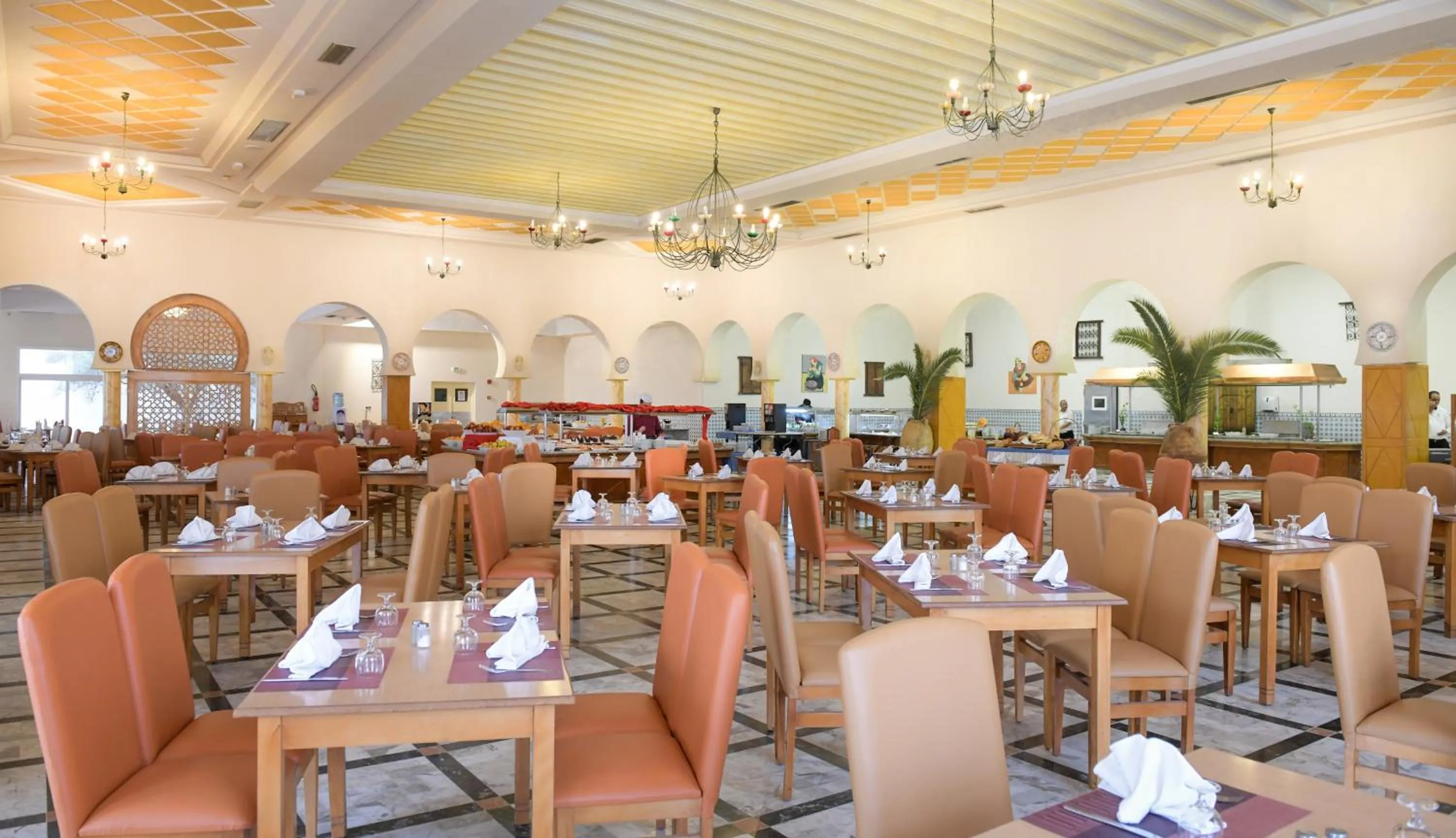 Restaurant/places to eat in Djerba Castille- Family Only