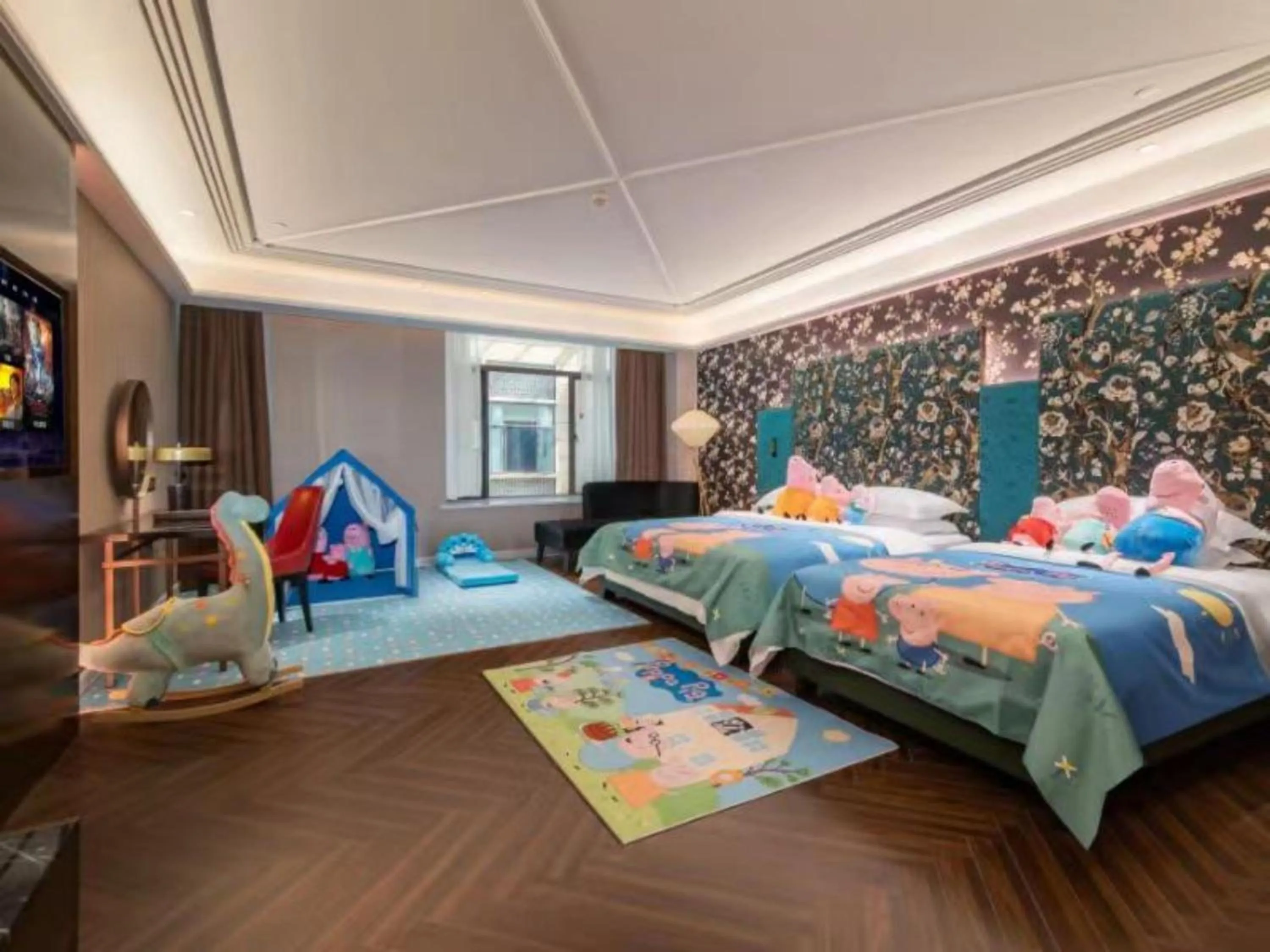 Photo of the whole room in Metropolo Hotel Guangzhou Hanxi Chimelong Wanbo Subway Station