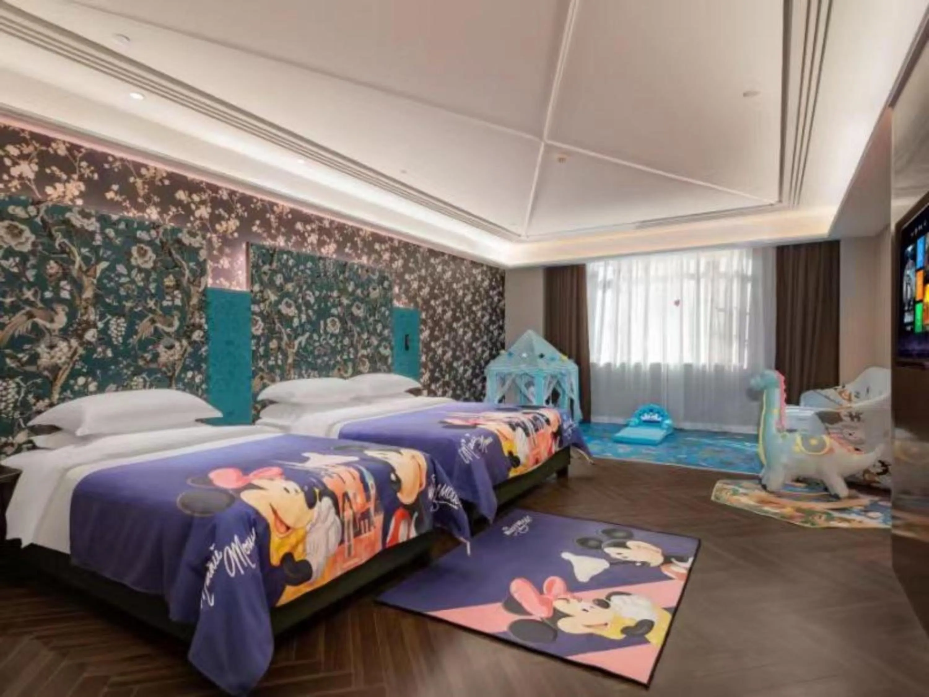 Photo of the whole room in Metropolo Hotel Guangzhou Hanxi Chimelong Wanbo Subway Station