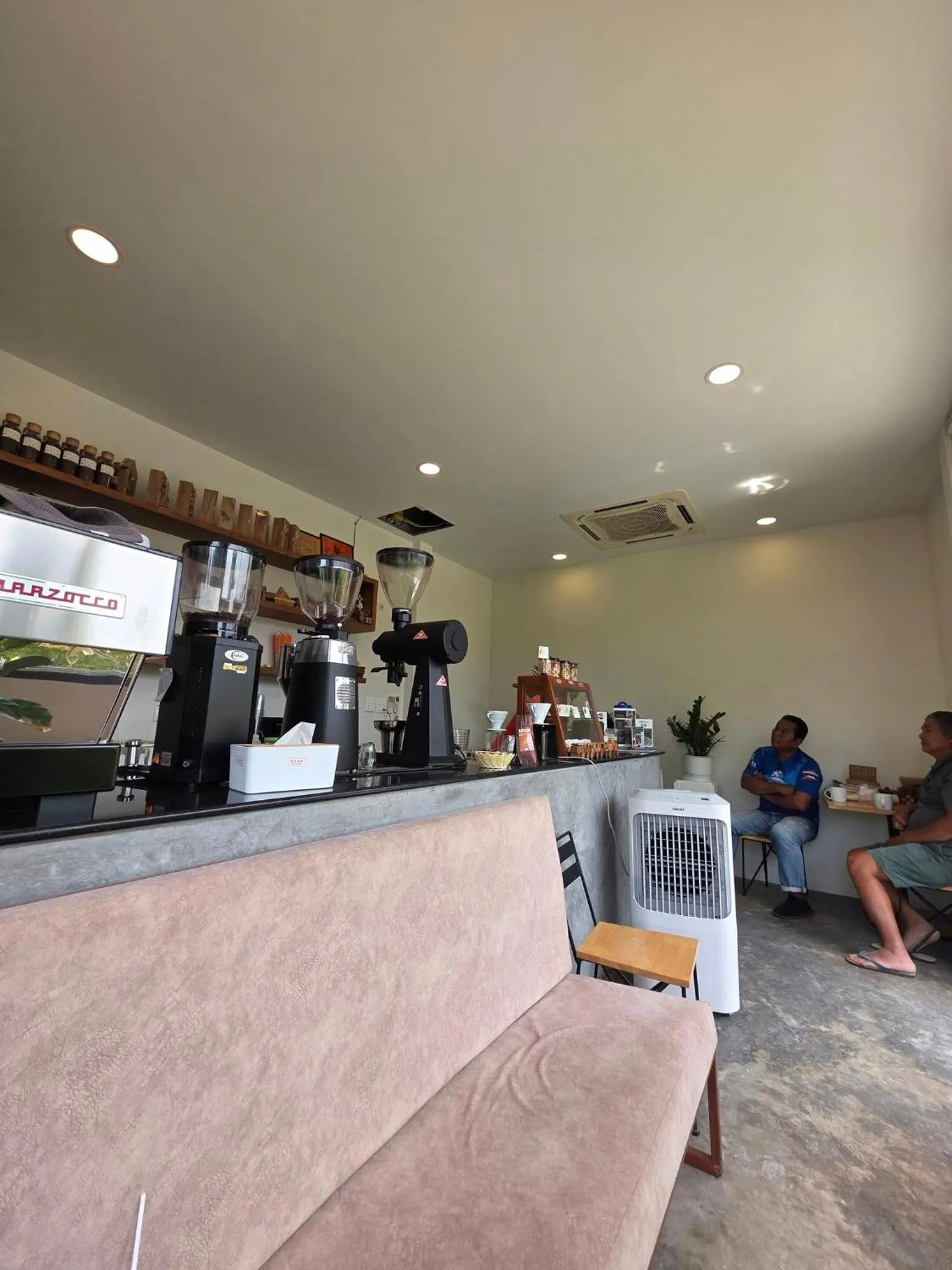 Restaurant/places to eat in ASAP Boutique Phuket