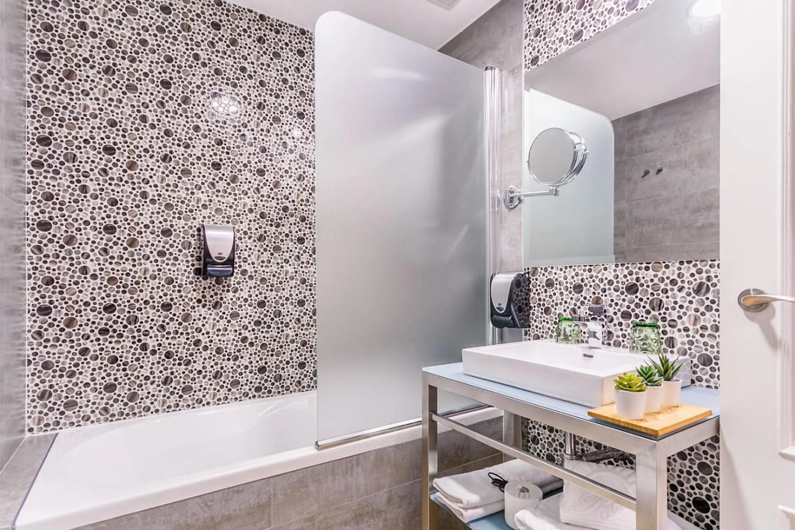 Bathroom in Patio de La Alameda