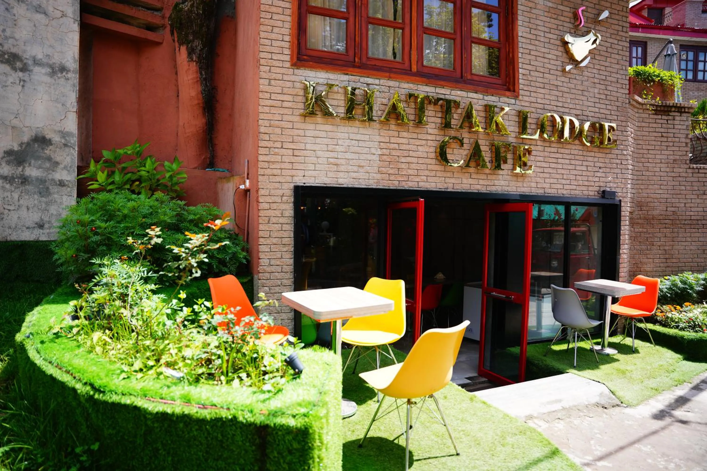 Khattak Lodges Murree