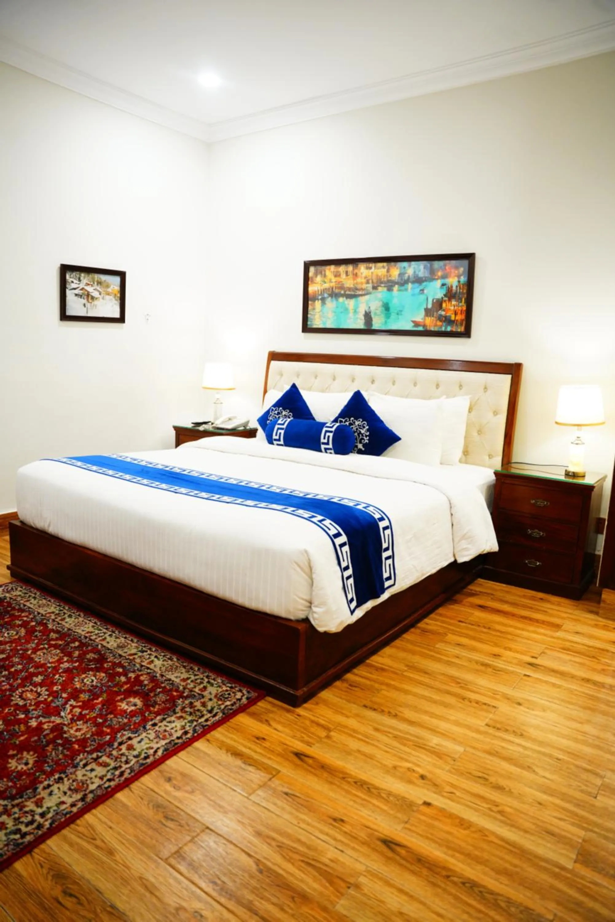 Bed in Khattak Lodges Murree