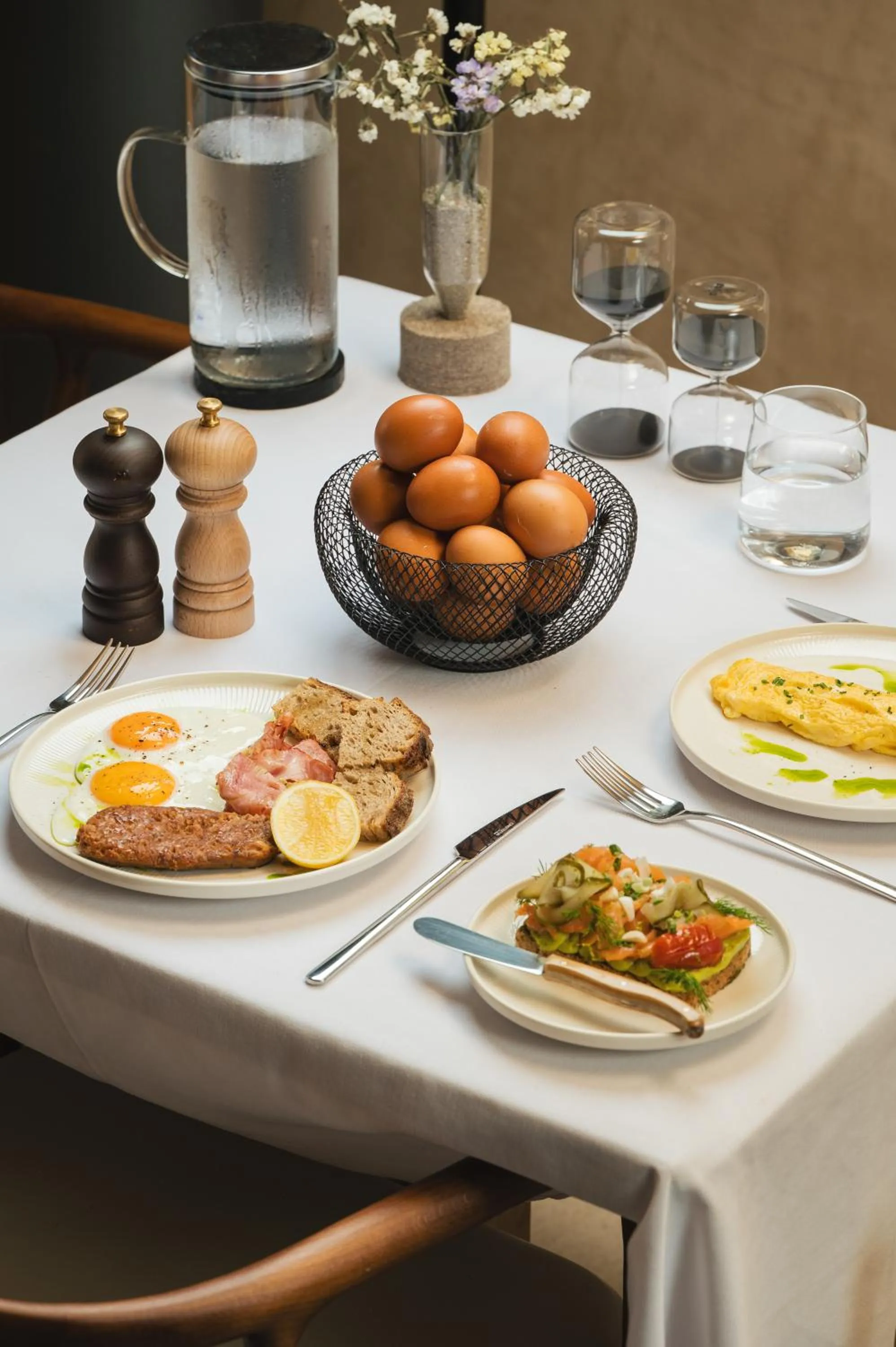 Restaurant/places to eat in Elysia Boutique Hotel