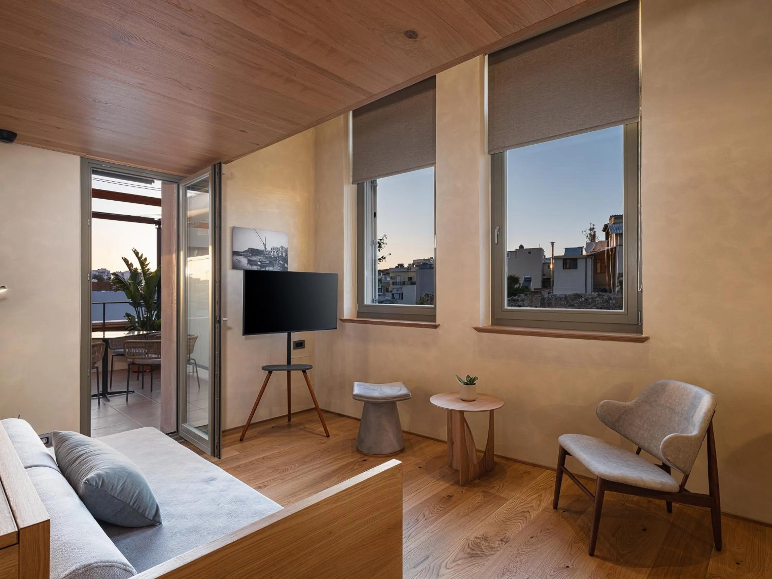 TV and multimedia in Elysia Boutique Hotel