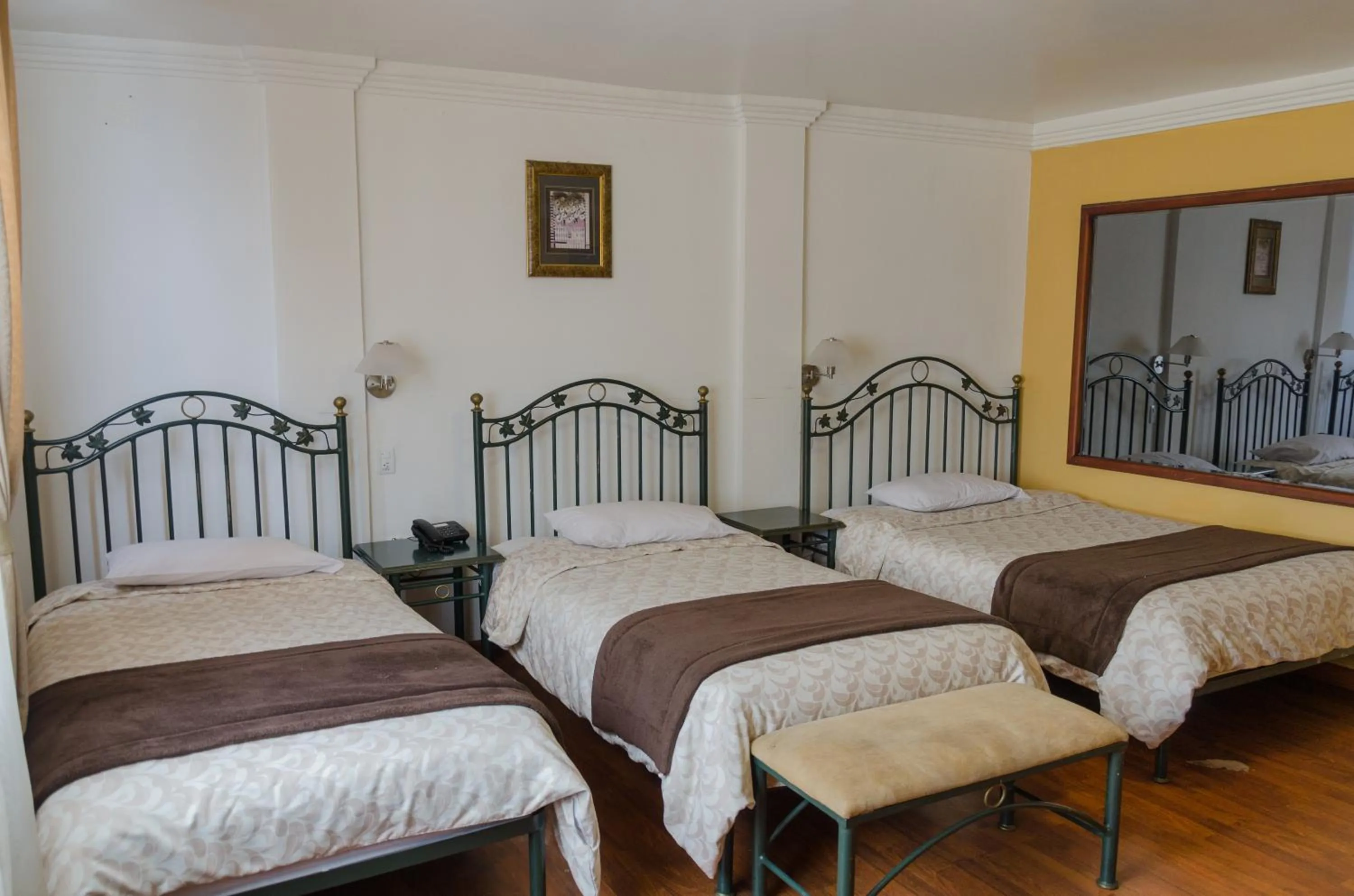 Photo of the whole room, Bed in Hotel El Altar