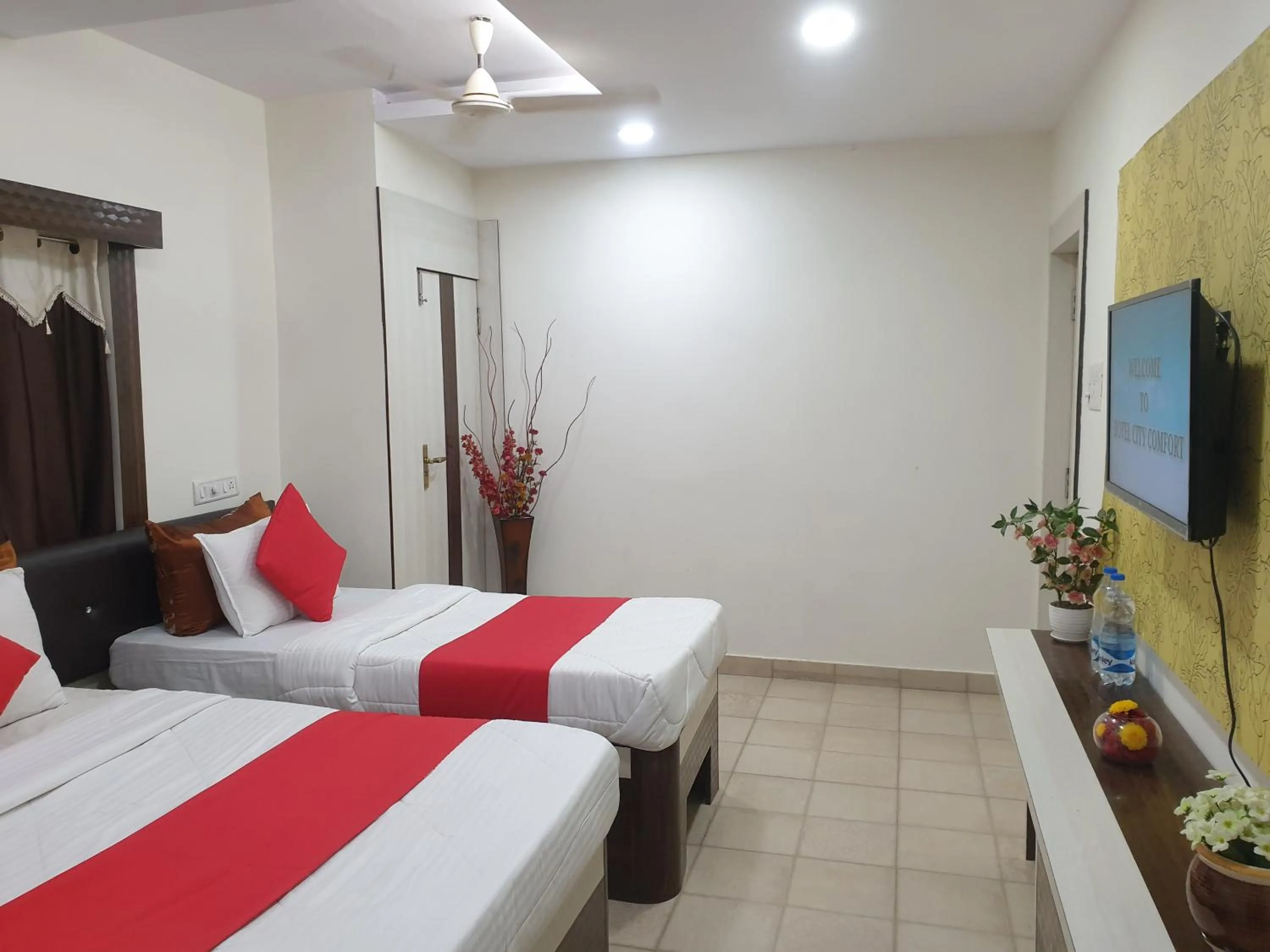 Bed in Hotel City Comfort