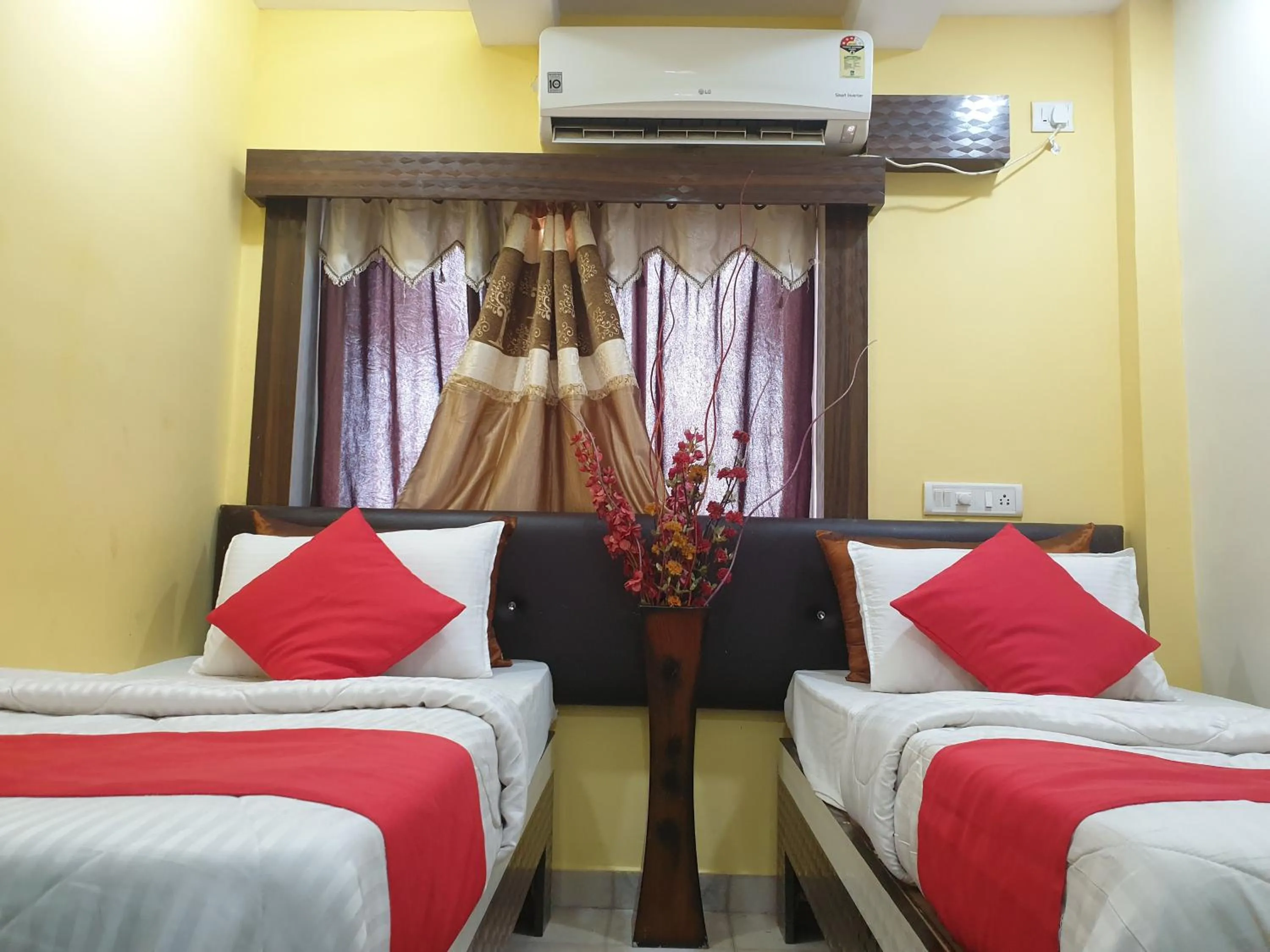 Bed in Hotel City Comfort