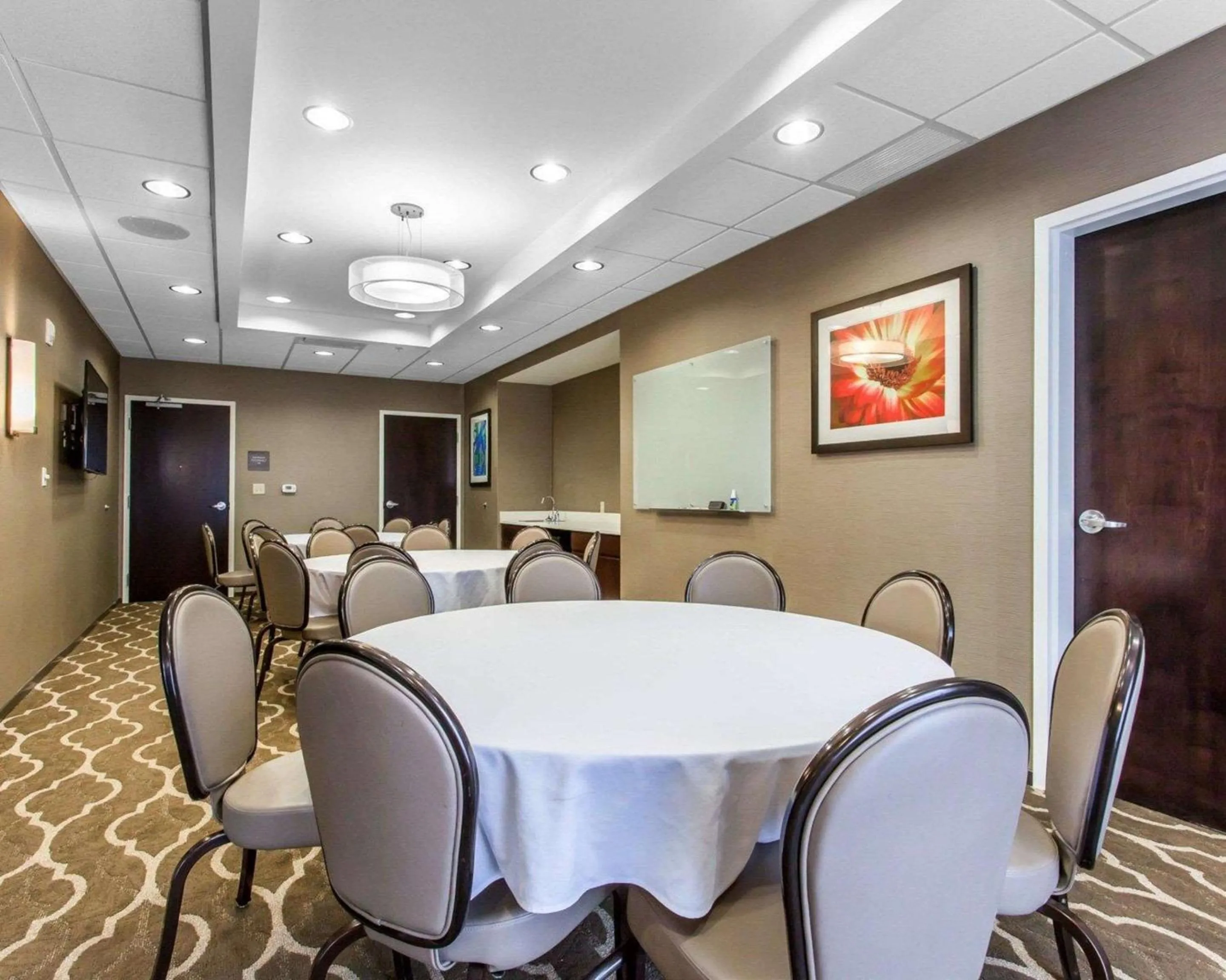 Meeting/conference room in Comfort Suites-Youngstown North