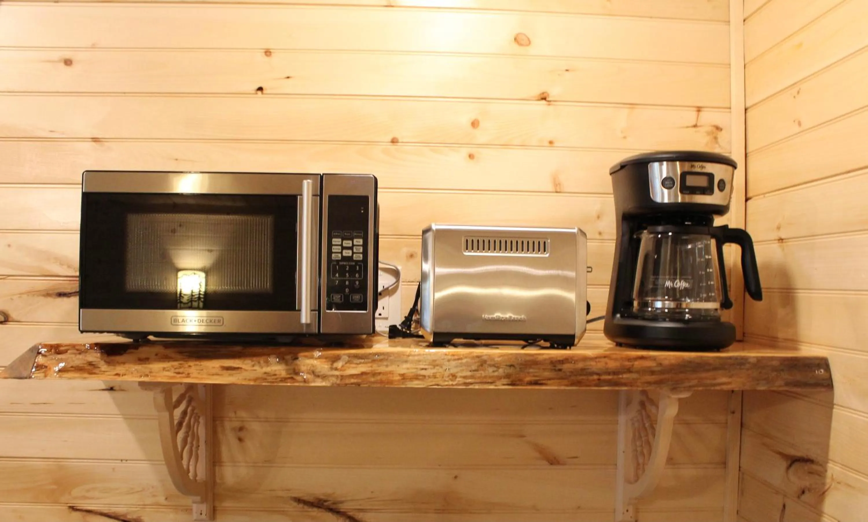 The Sundowner on Lake George