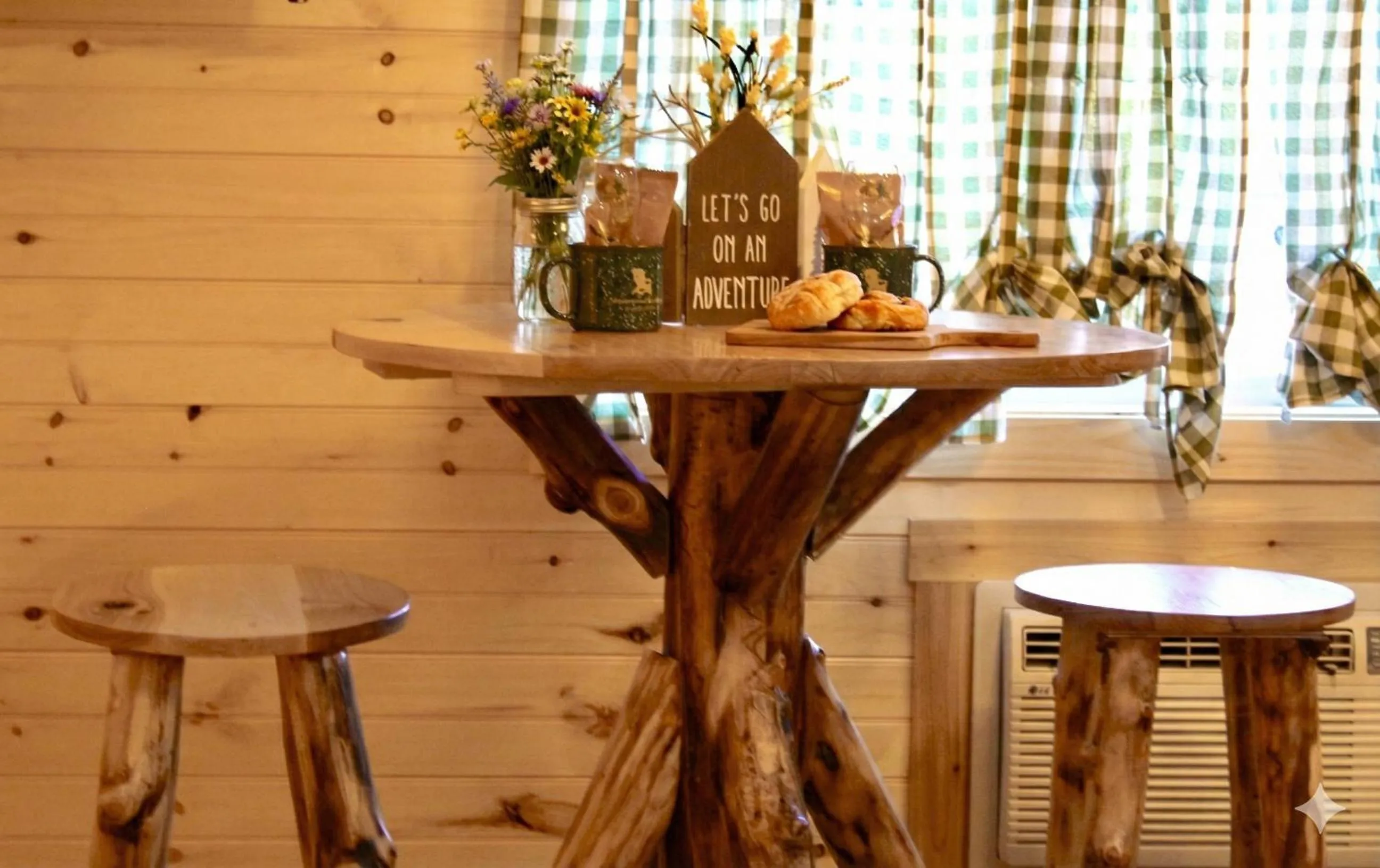 The Sundowner on Lake George