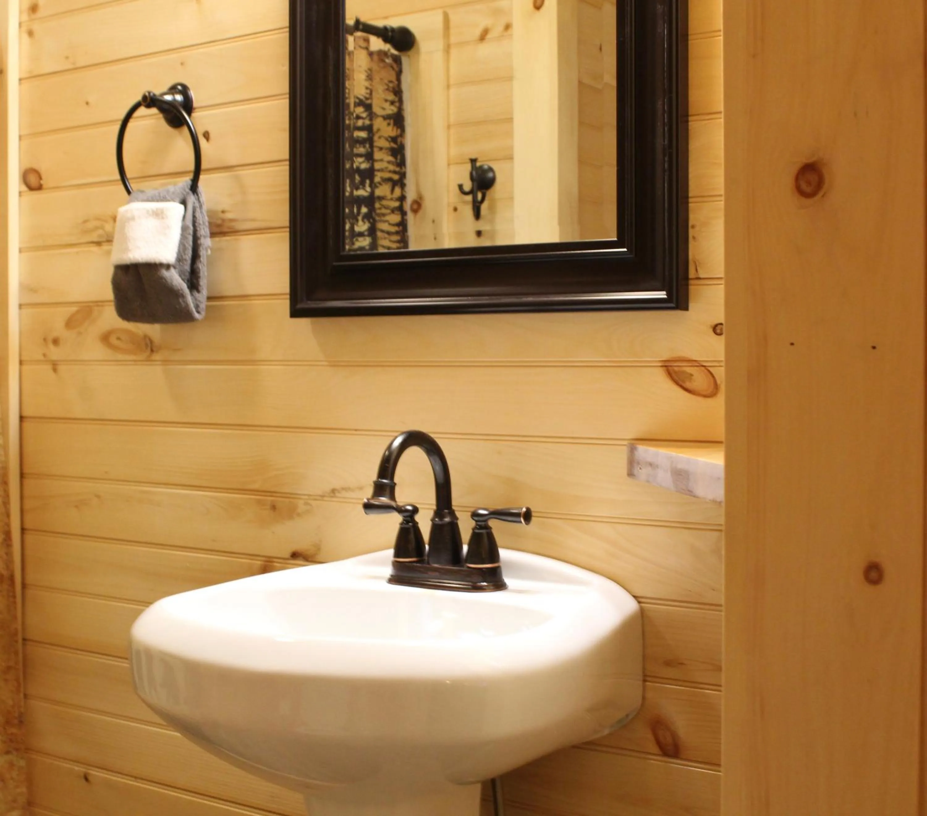 The Sundowner on Lake George