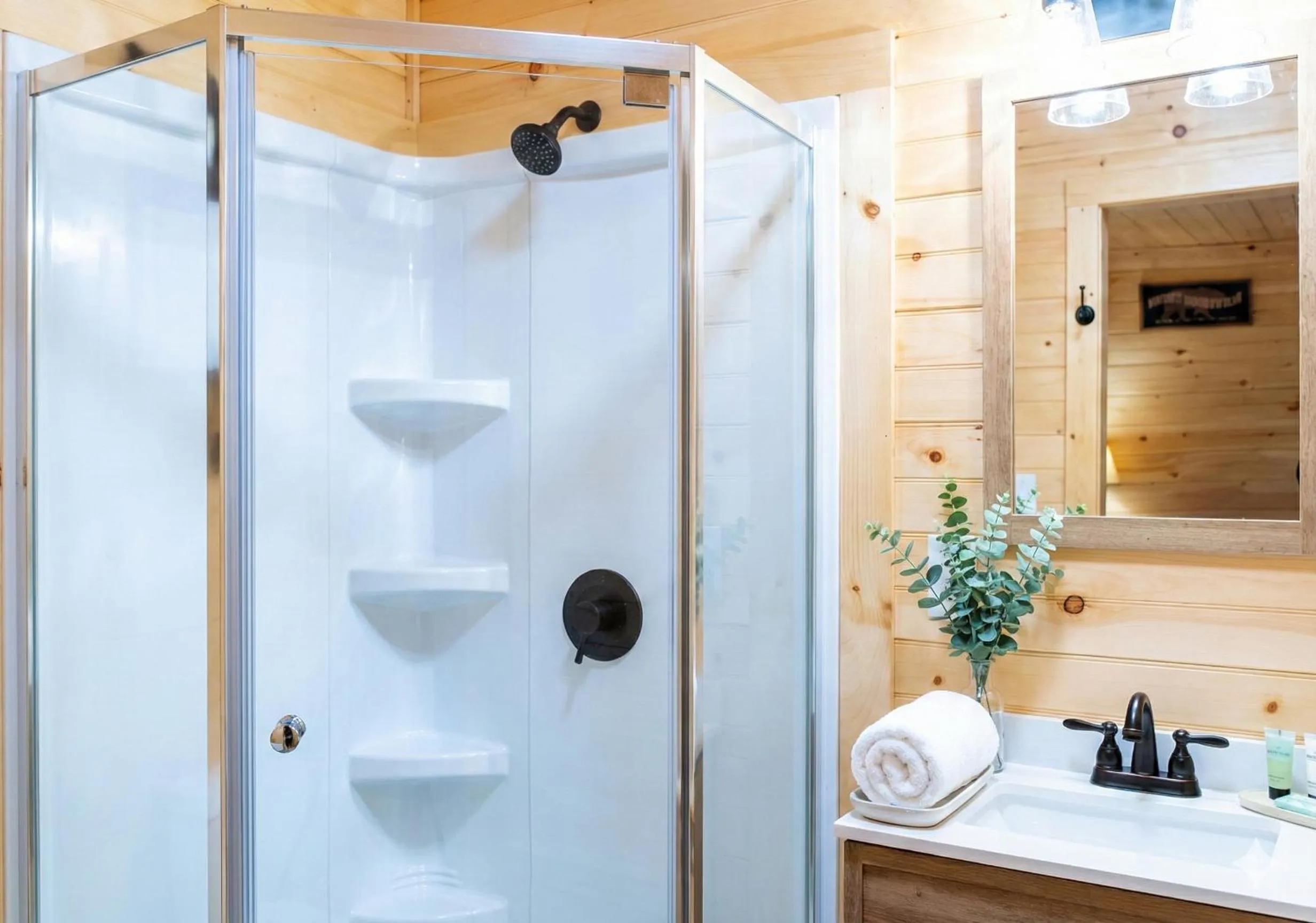 The Sundowner on Lake George