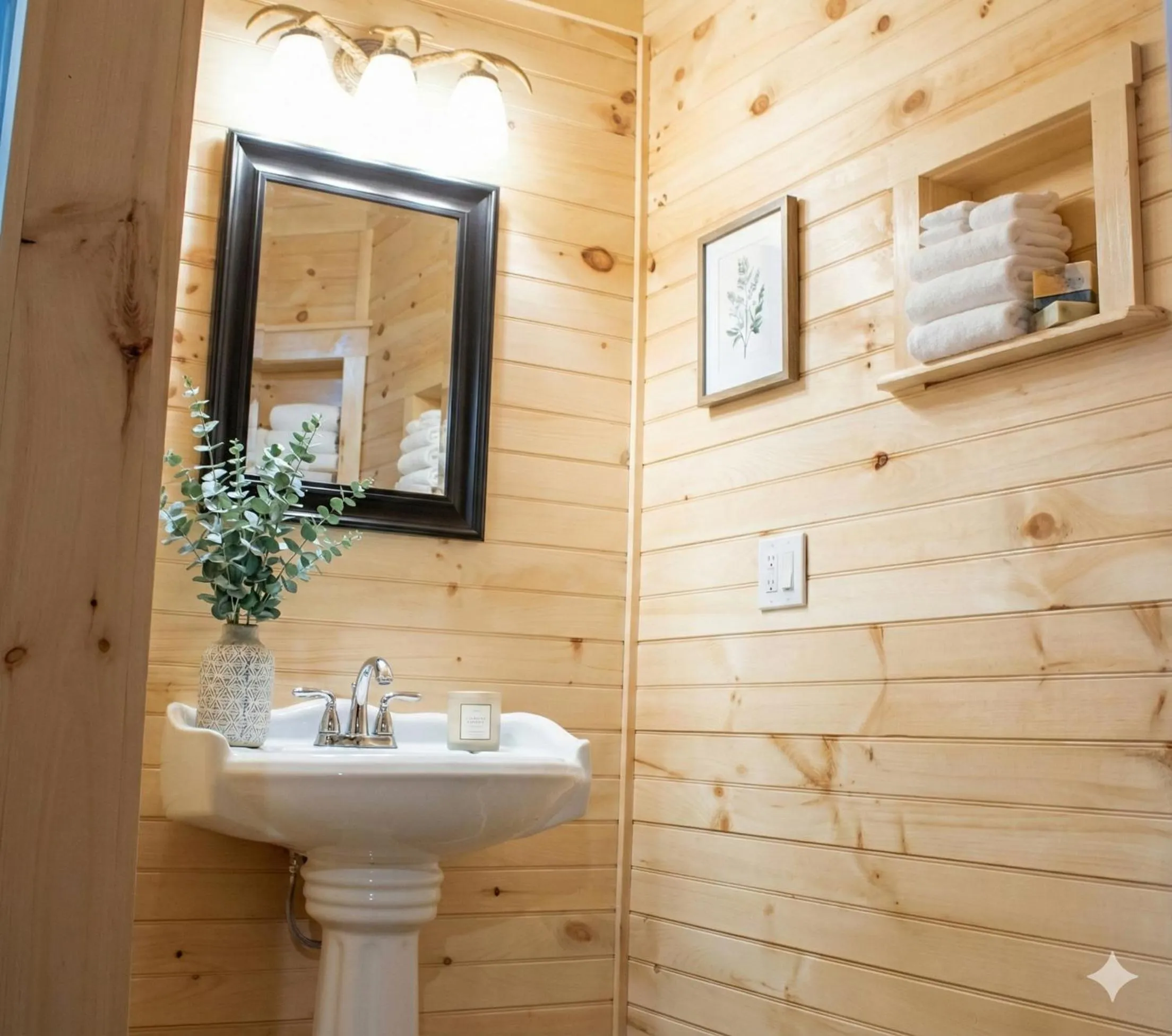 The Sundowner on Lake George