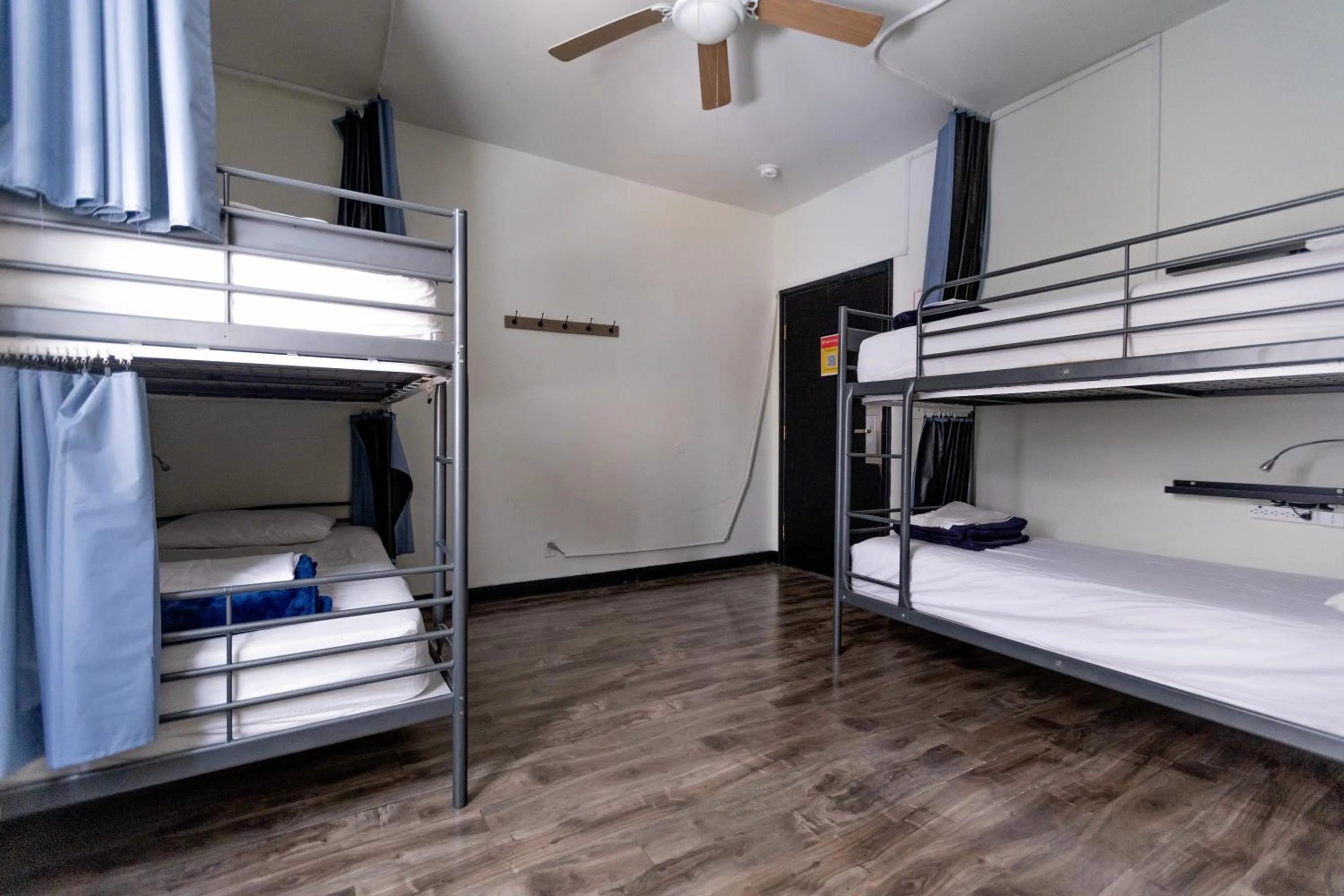 Bed in Samesun Hollywood Hotel & Hostel