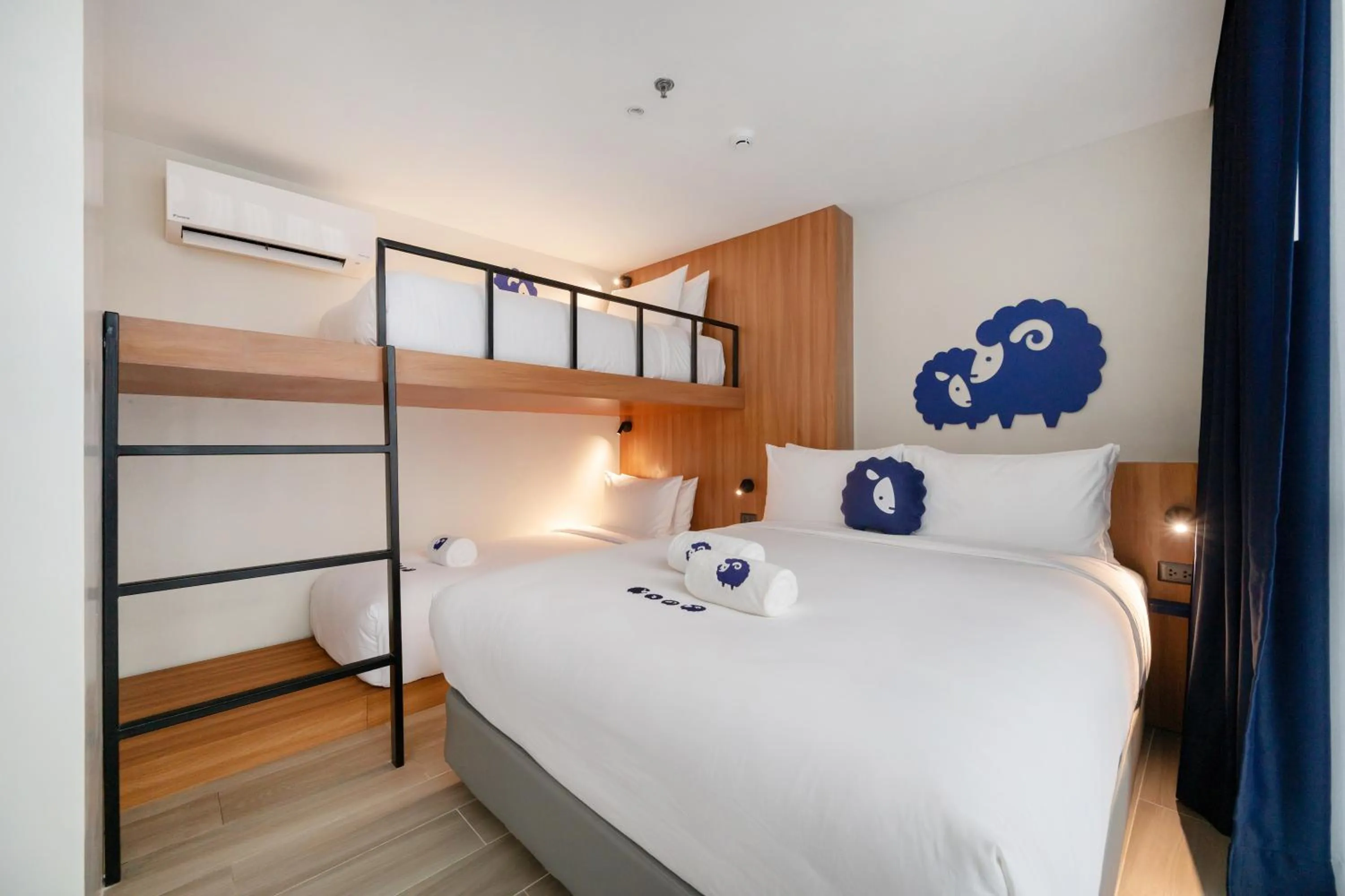 Bed in Kokotel Cebu Adira