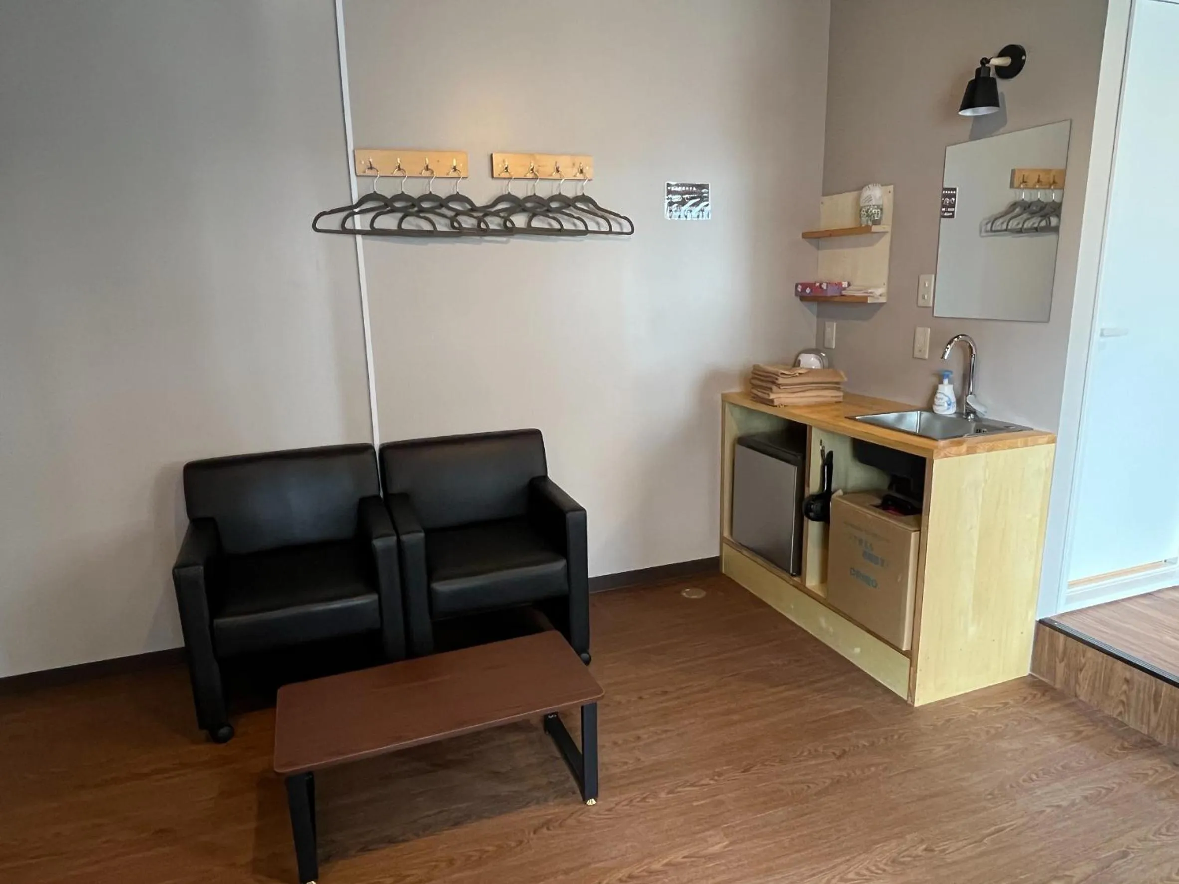 Hinode Kagurazakaekimae Hotel