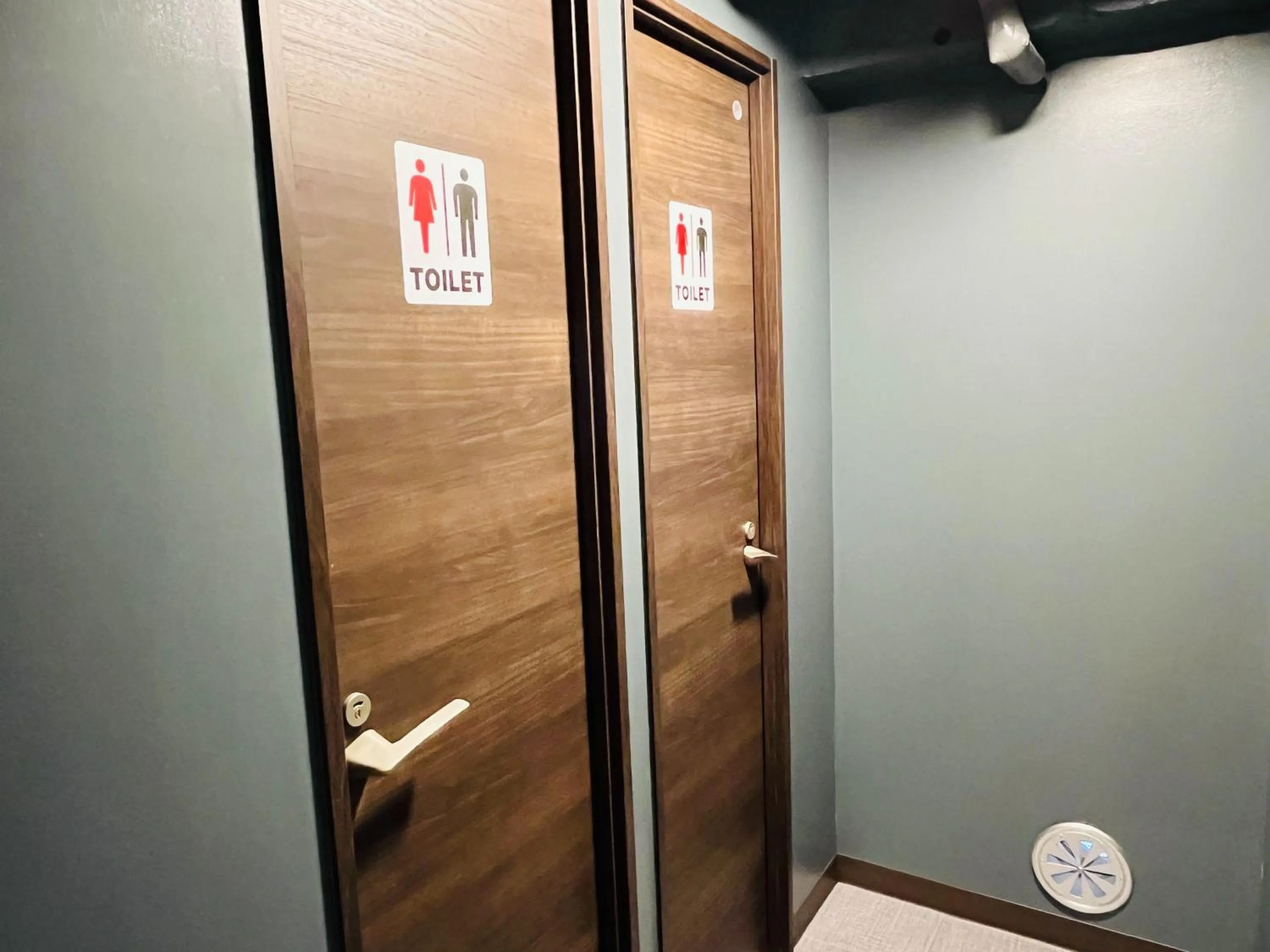 Toilet in Hinode Kagurazakaekimae Hotel