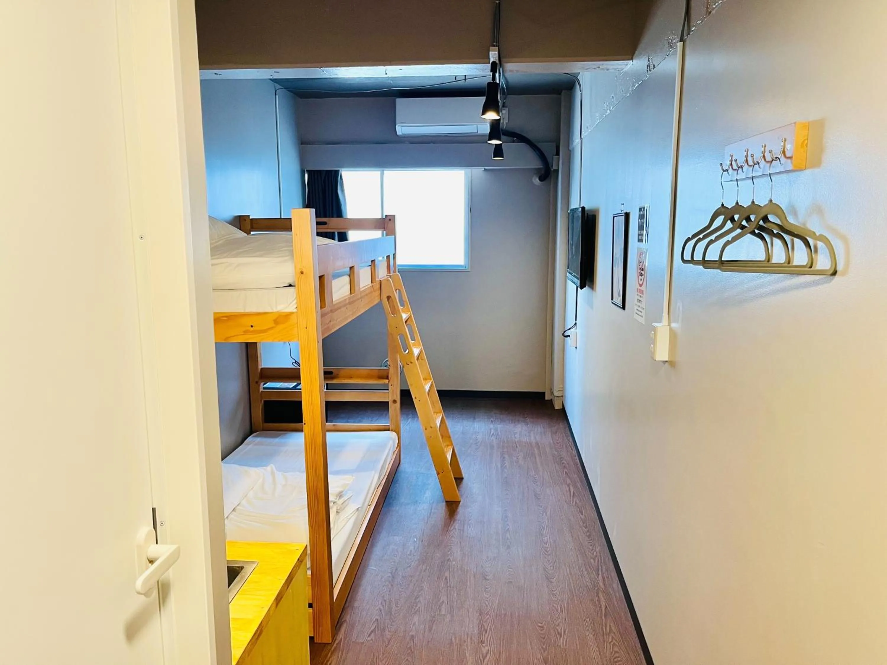 Photo of the whole room in Hinode Kagurazakaekimae Hotel