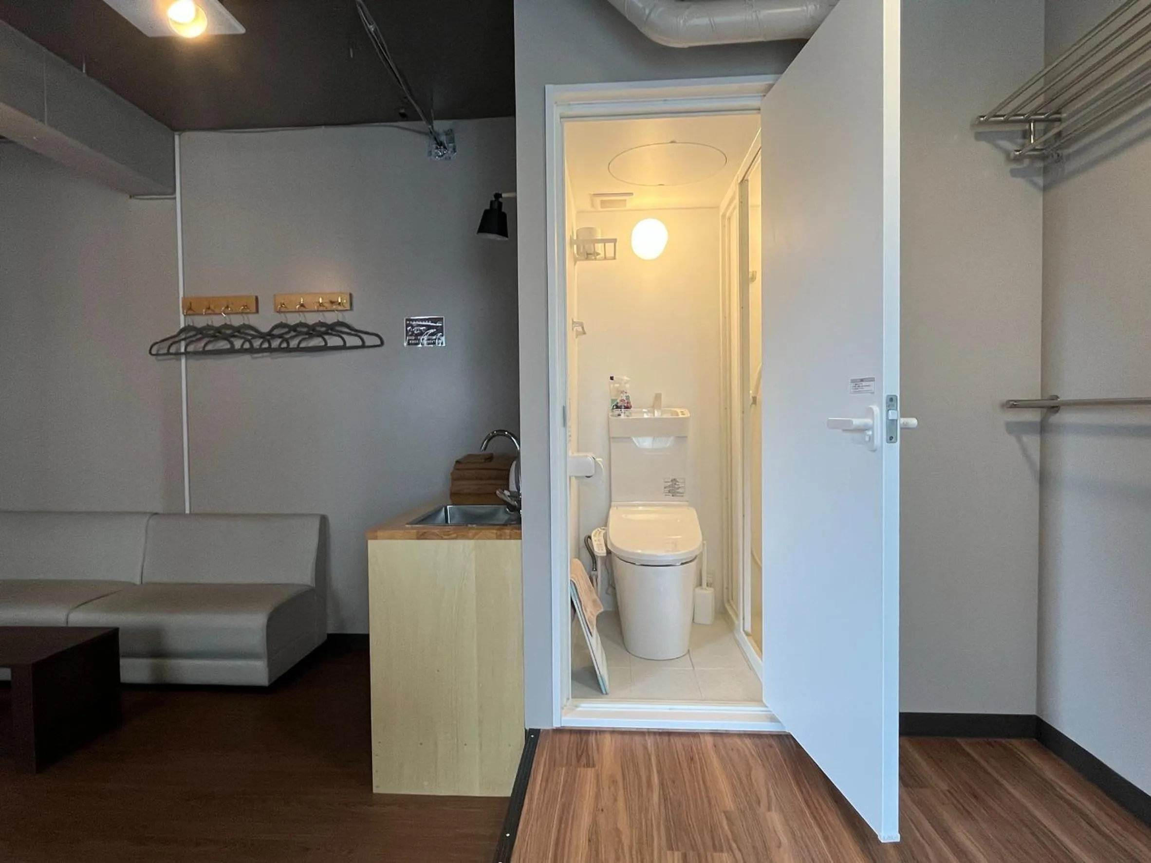 Hinode Kagurazakaekimae Hotel