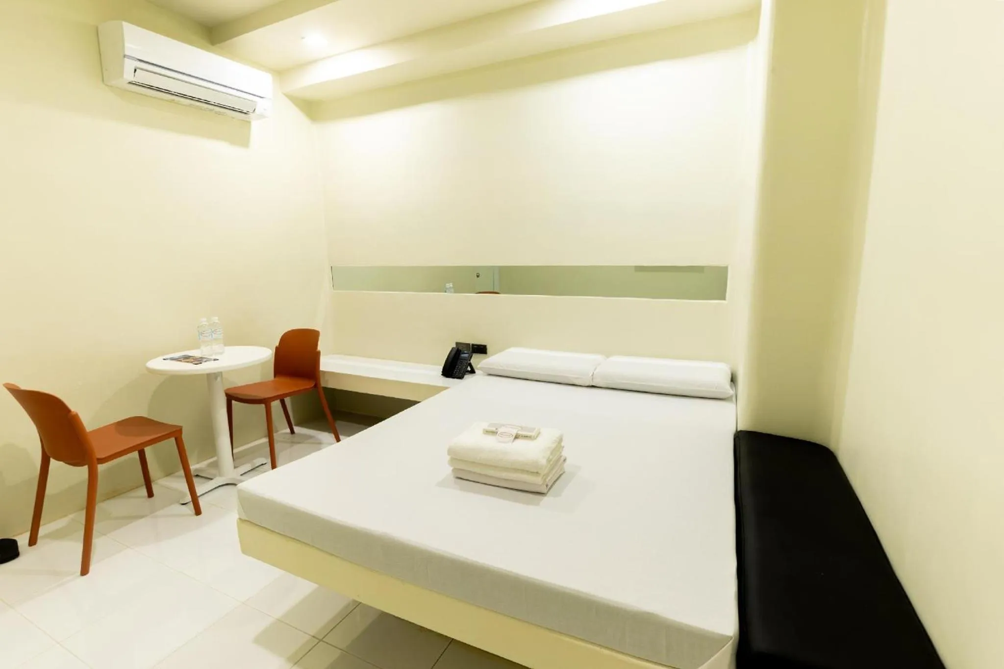 Bed in Astrotel Cebu