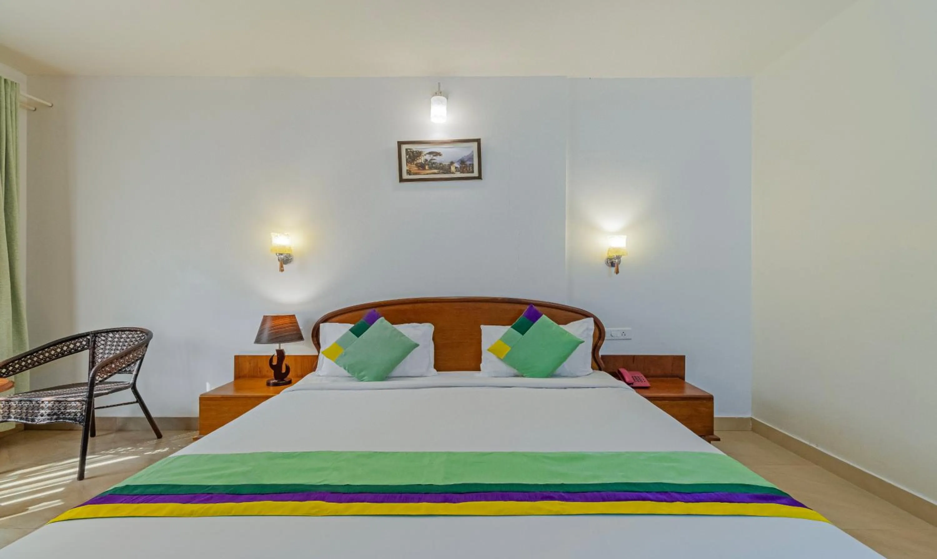 Bedroom, Bed in Treebo Sadhoo Heritage