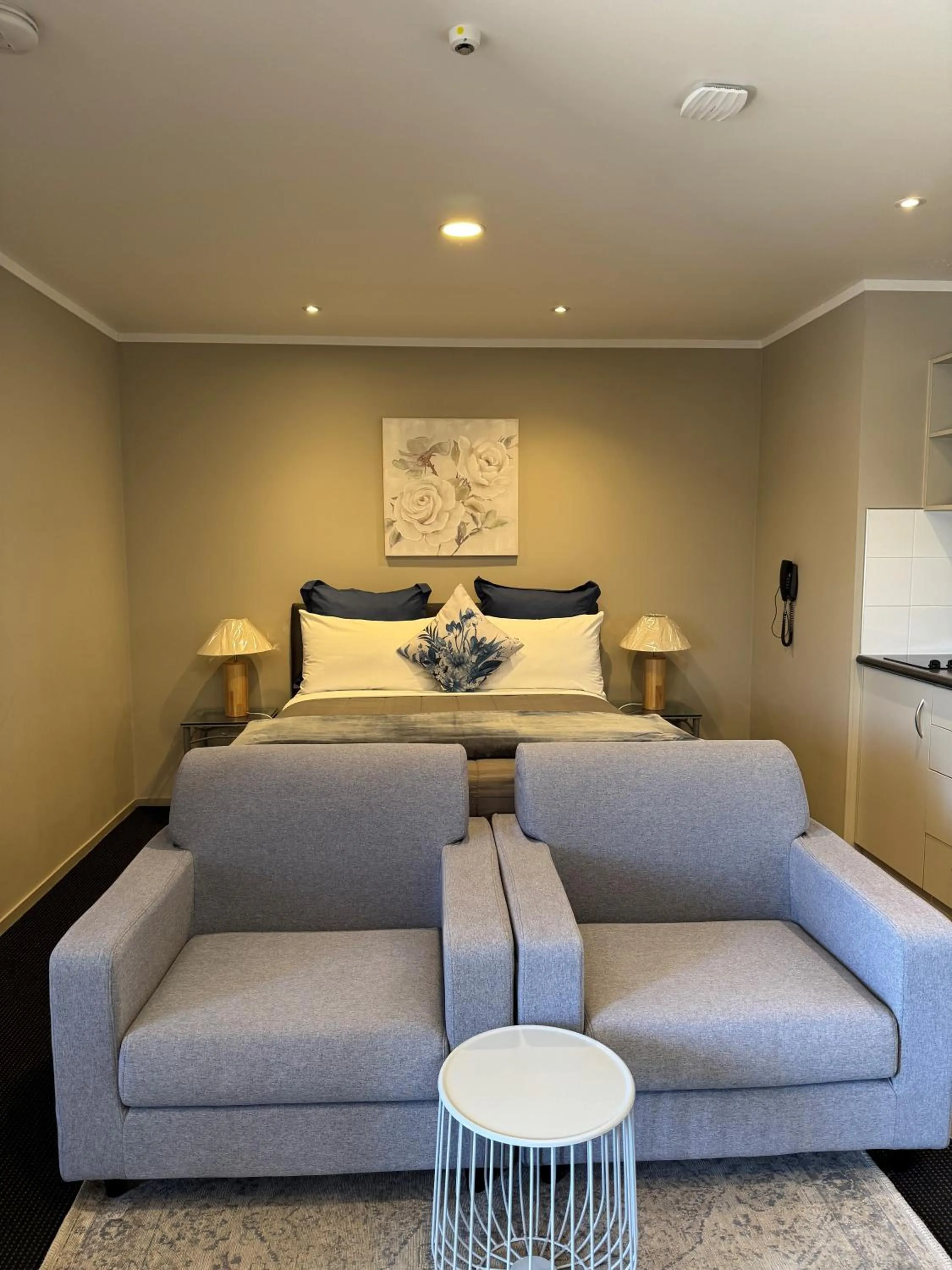 Living room in Ashbrook Motel Taupo