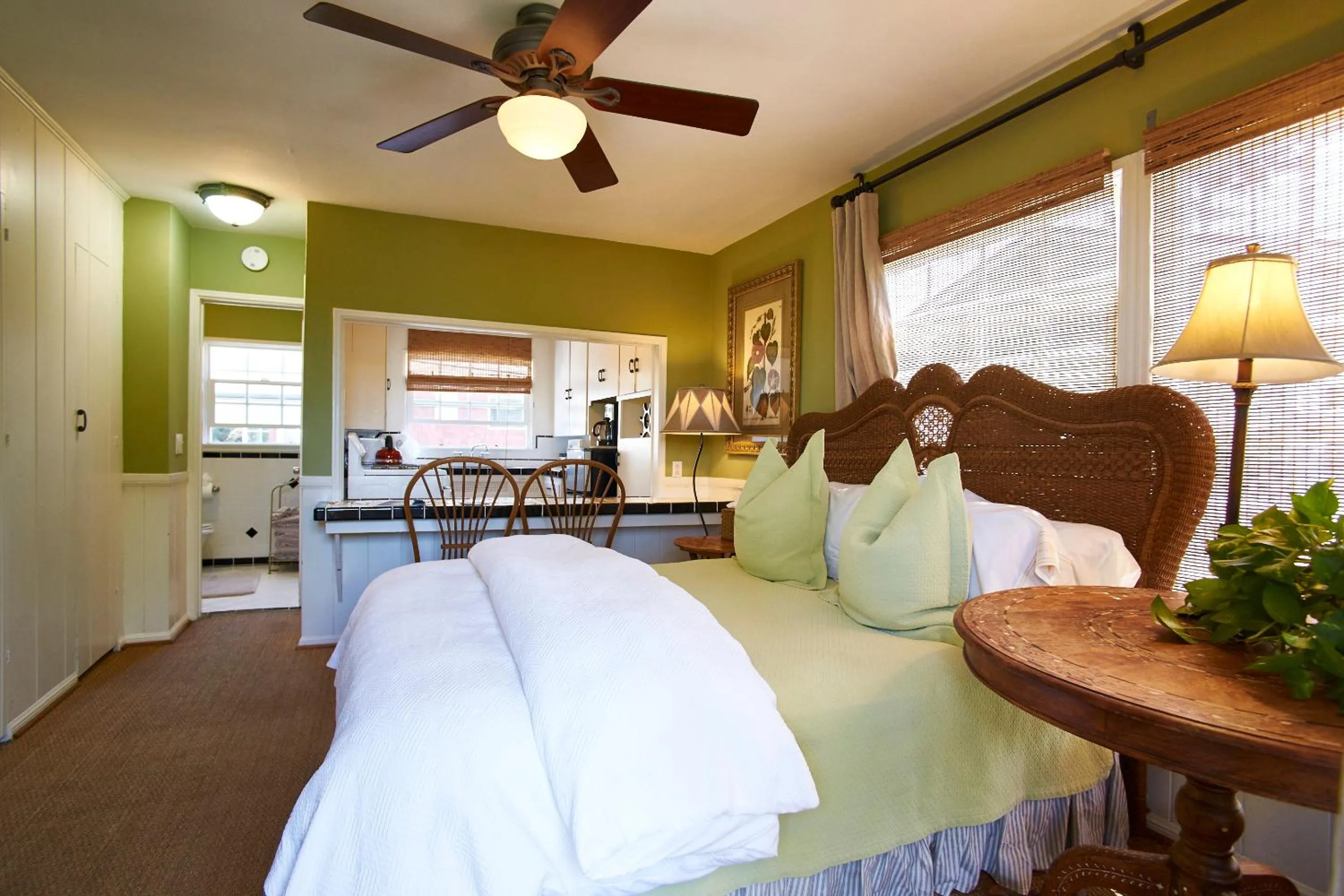 Photo of the whole room in Arabella Laguna