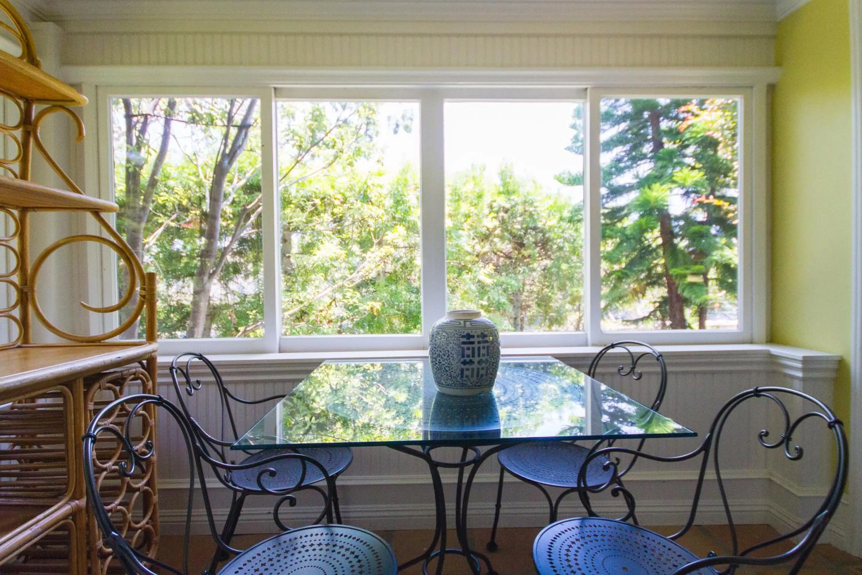 Dining area in Arabella Laguna
