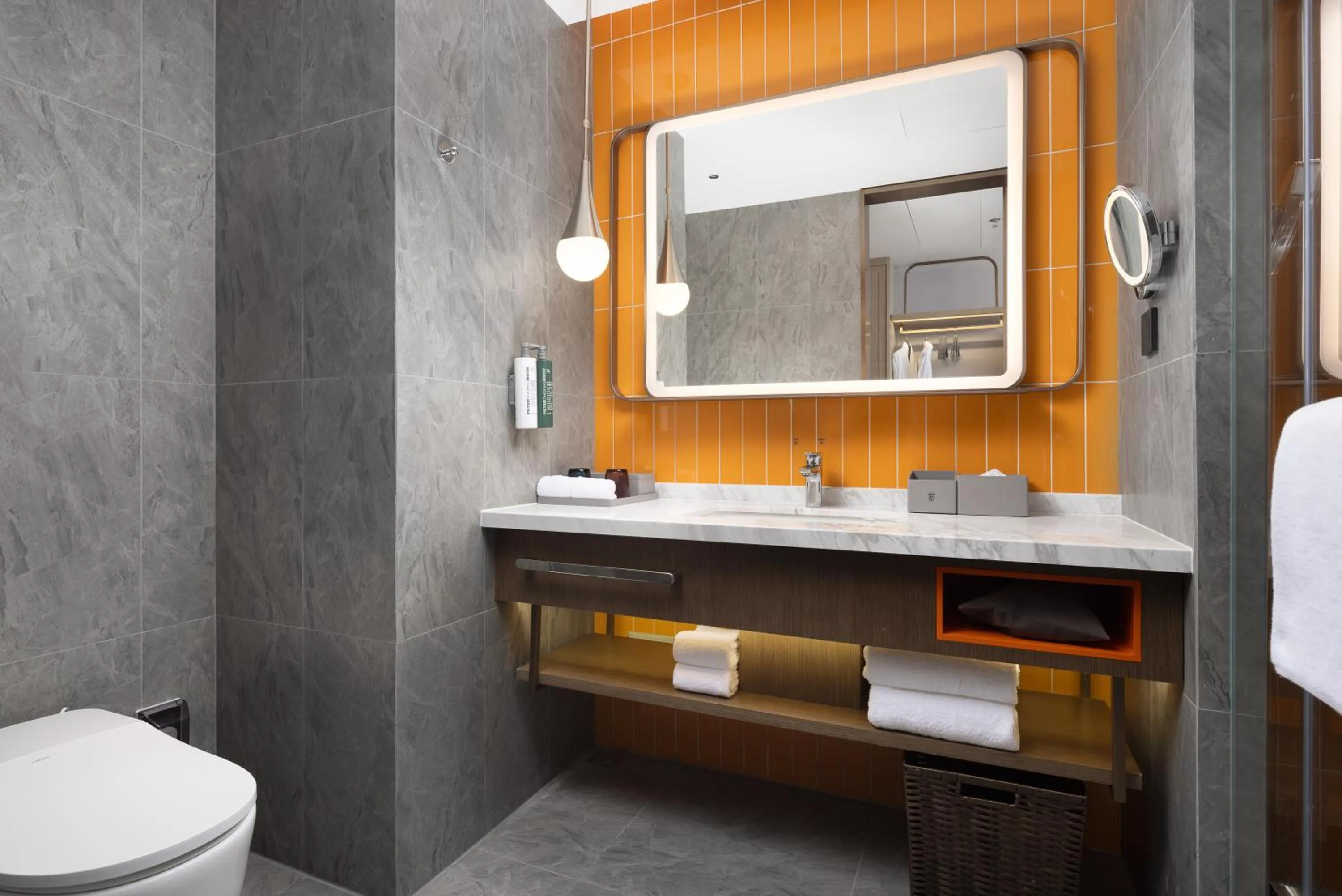 Toilet in Home2 Suite by Hilton Chaozhou