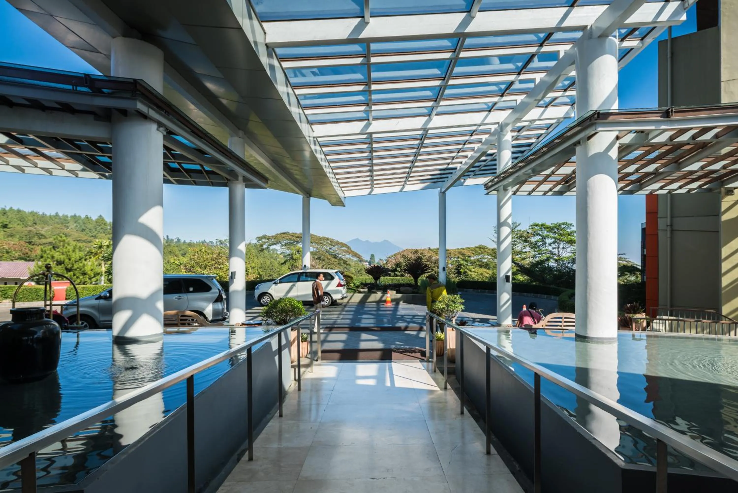 Facade/entrance in Pesona Alam Resort & Spa