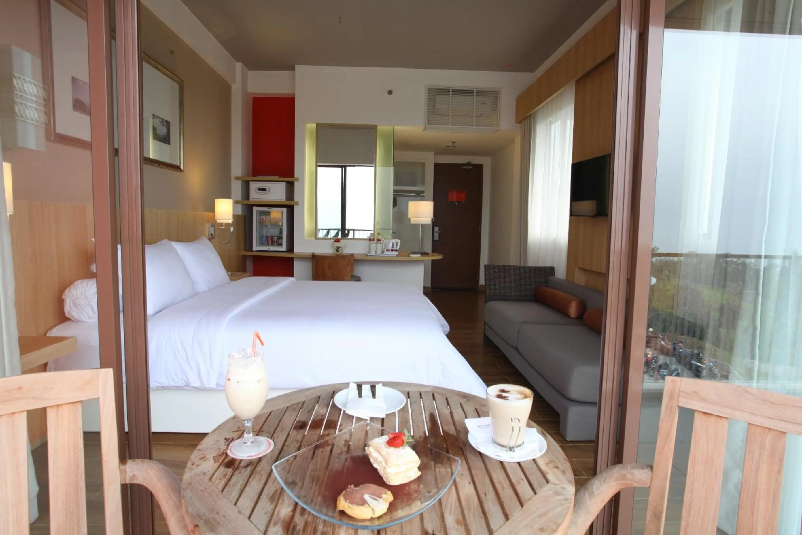 Balcony/Terrace, Bed in Pesona Alam Resort & Spa