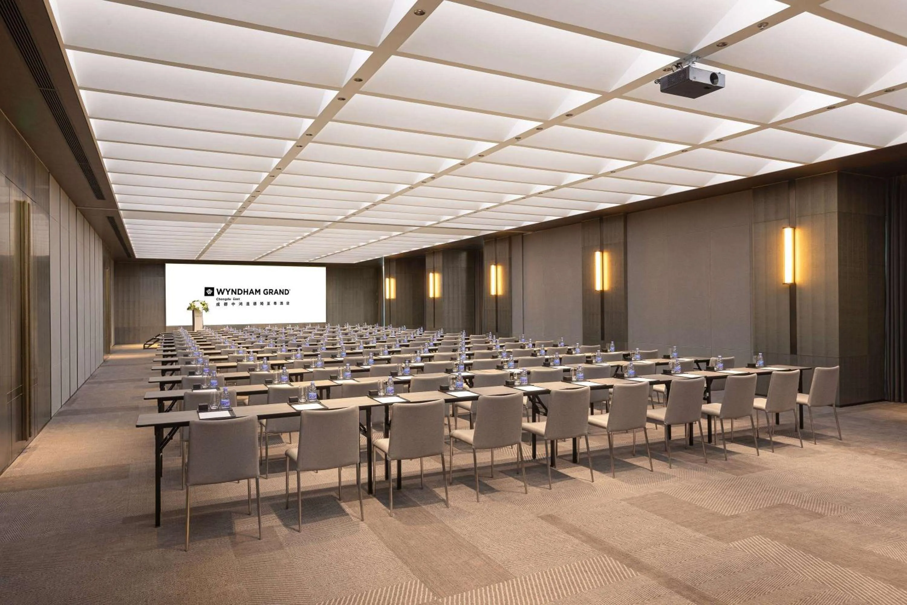 Meeting/conference room in Wyndham Grand Chengdu East