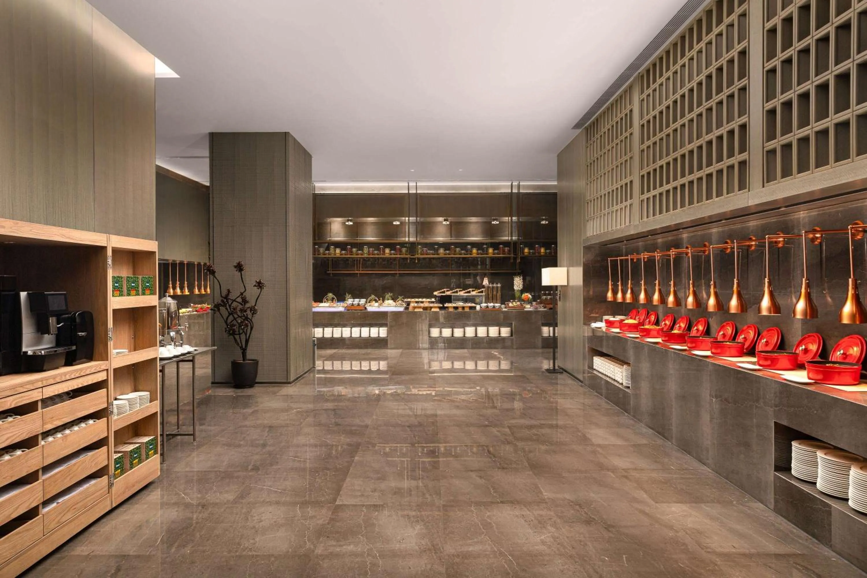 Restaurant/places to eat in Wyndham Grand Chengdu East