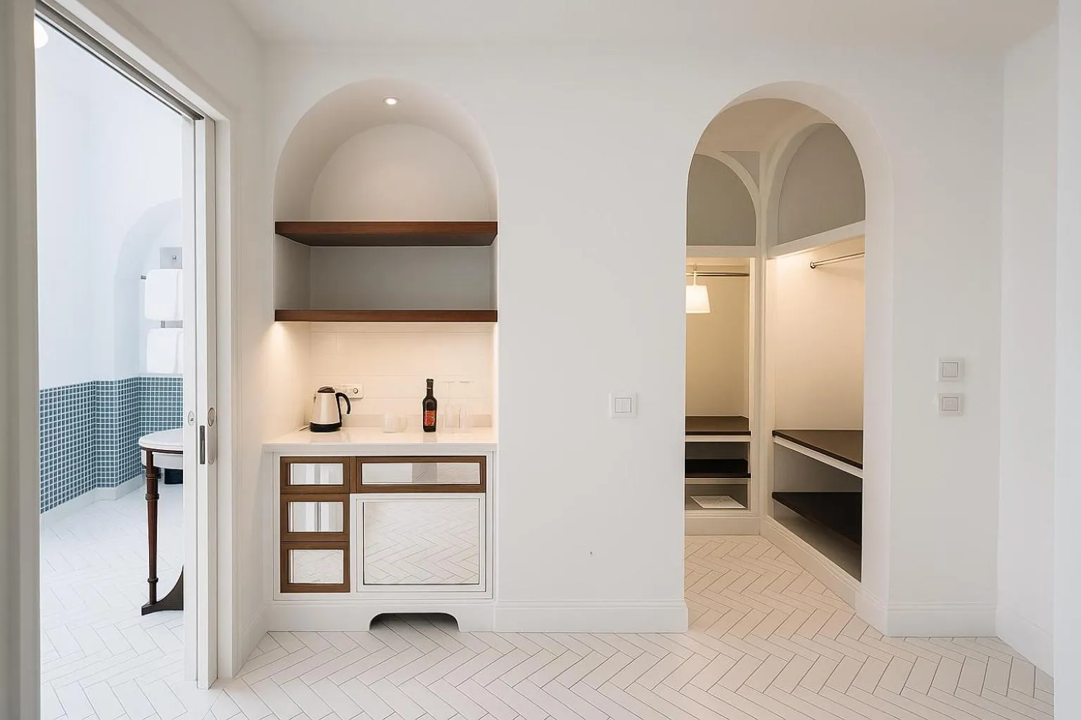 Photo of the whole room, Bed in Grand Hotel Europa Palace Sorrento