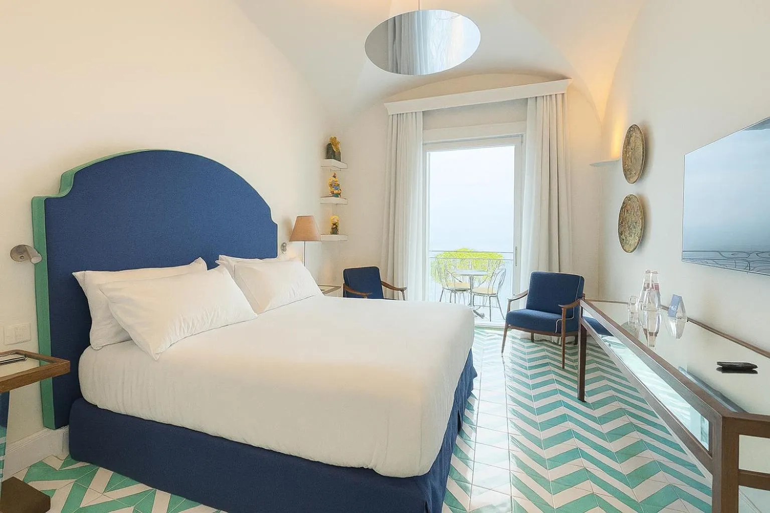 Bed in Grand Hotel Europa Palace Sorrento