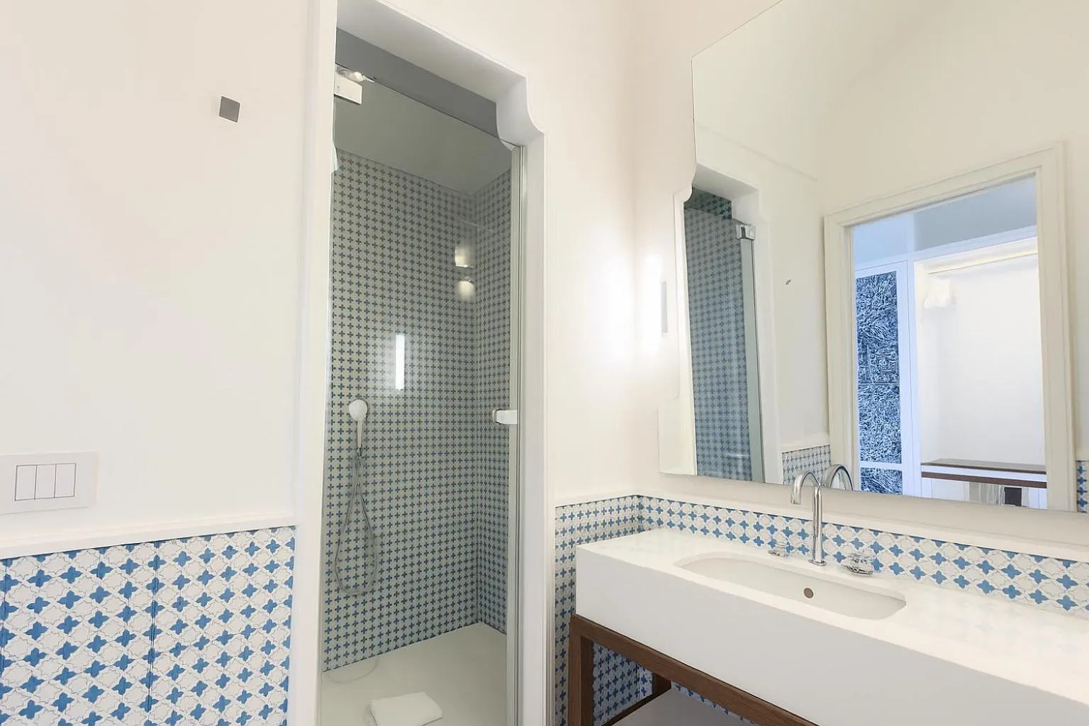 Shower in Grand Hotel Europa Palace Sorrento