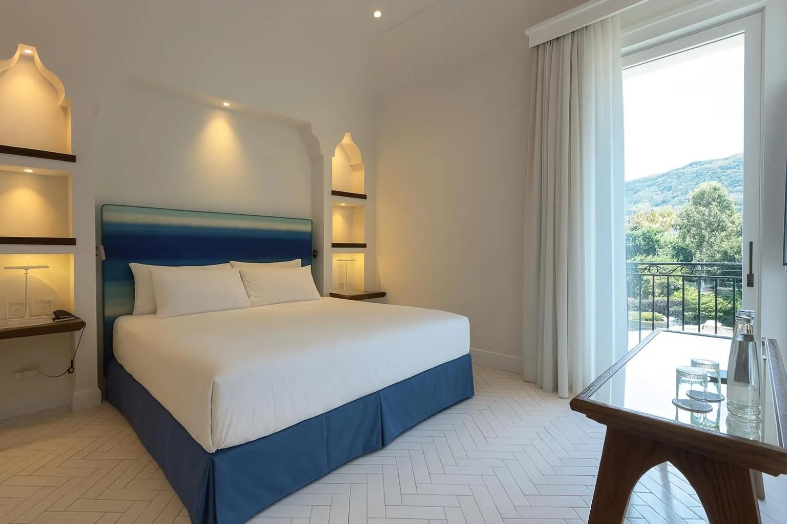 Bed in Grand Hotel Europa Palace Sorrento