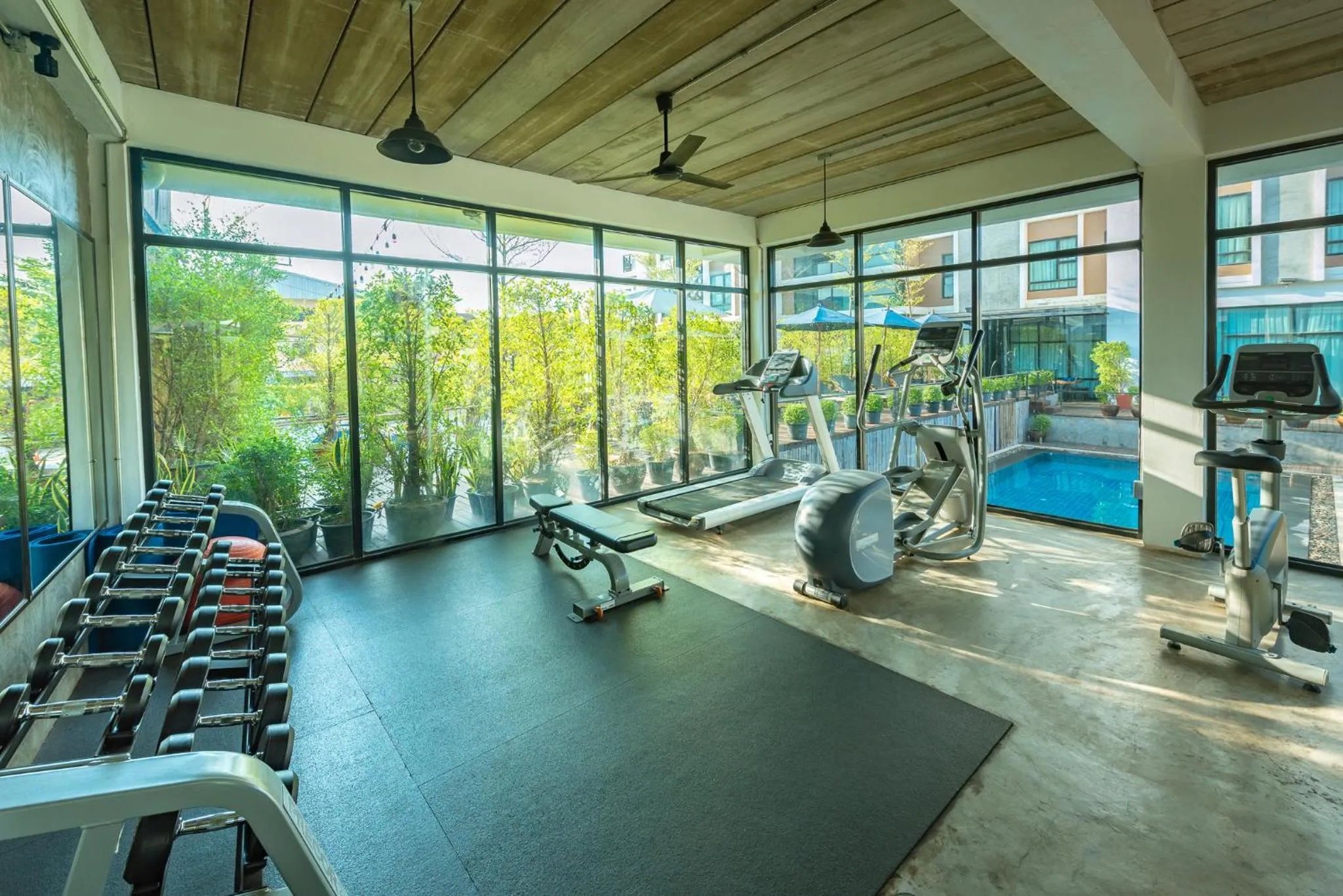 Fitness centre/facilities in S Park Design Hotel