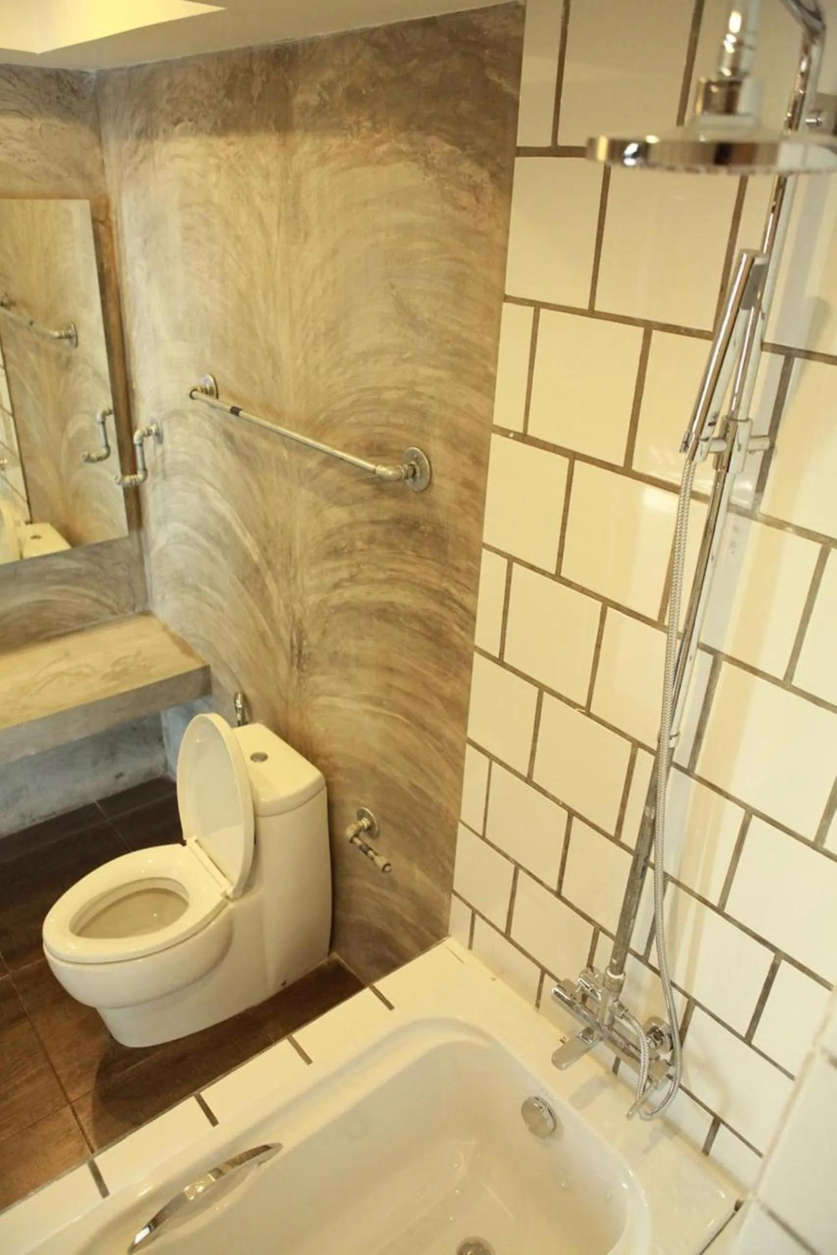 Toilet in S Park Design Hotel