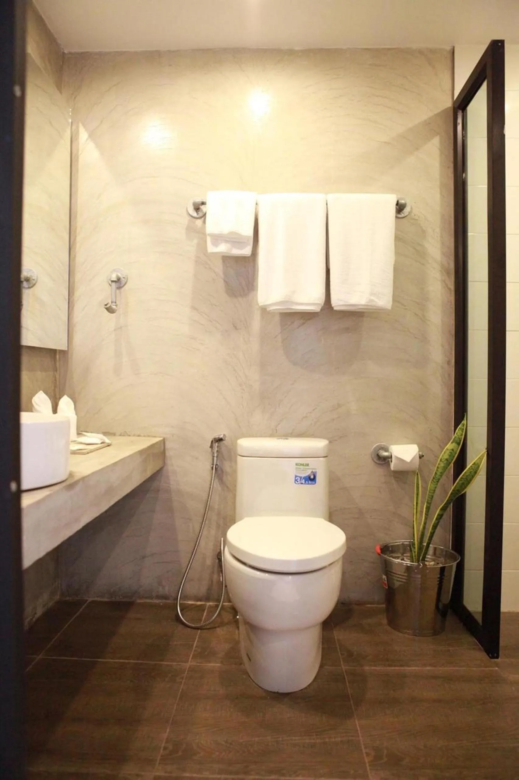 Toilet in S Park Design Hotel