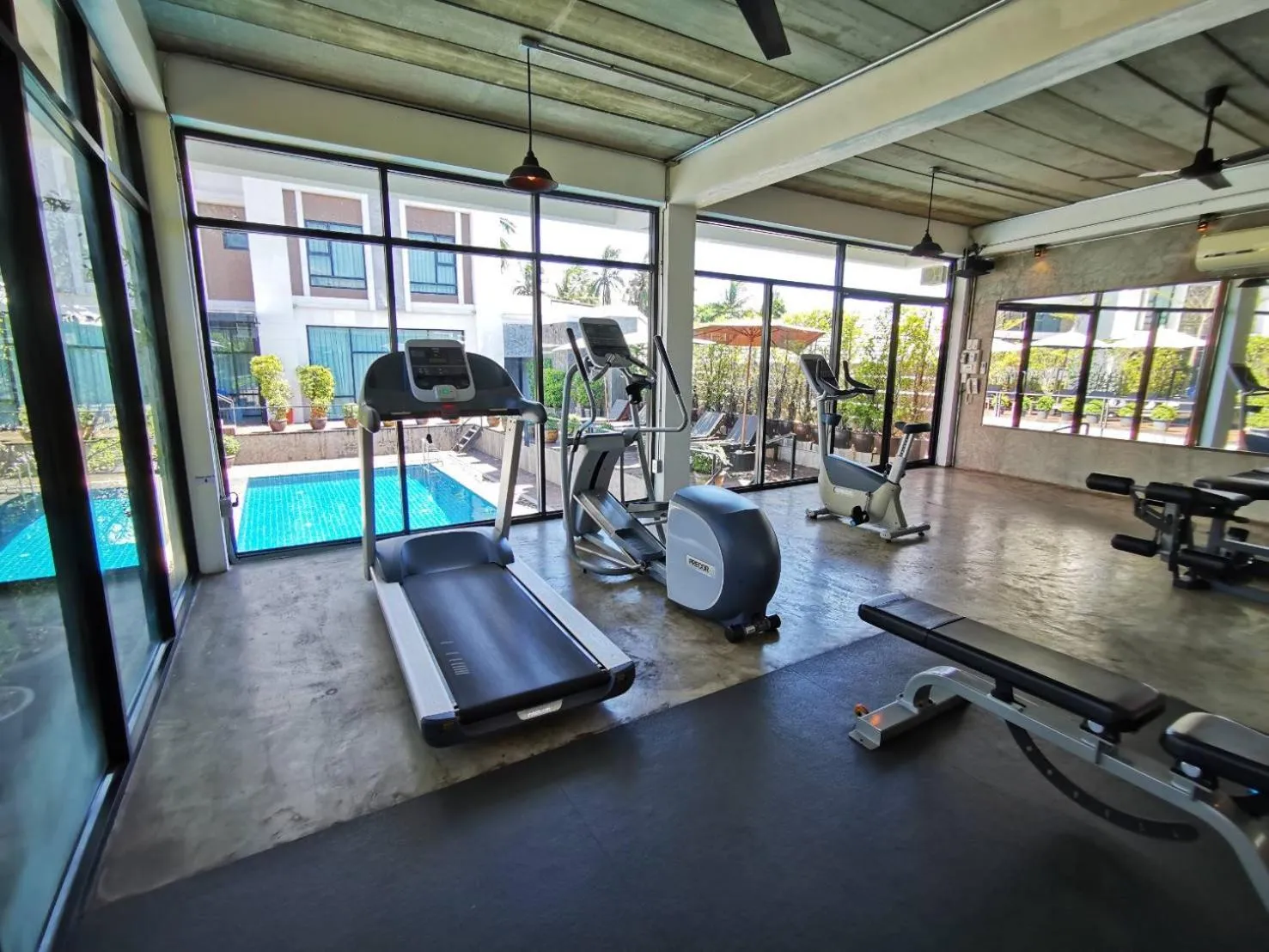 Fitness centre/facilities in S Park Design Hotel