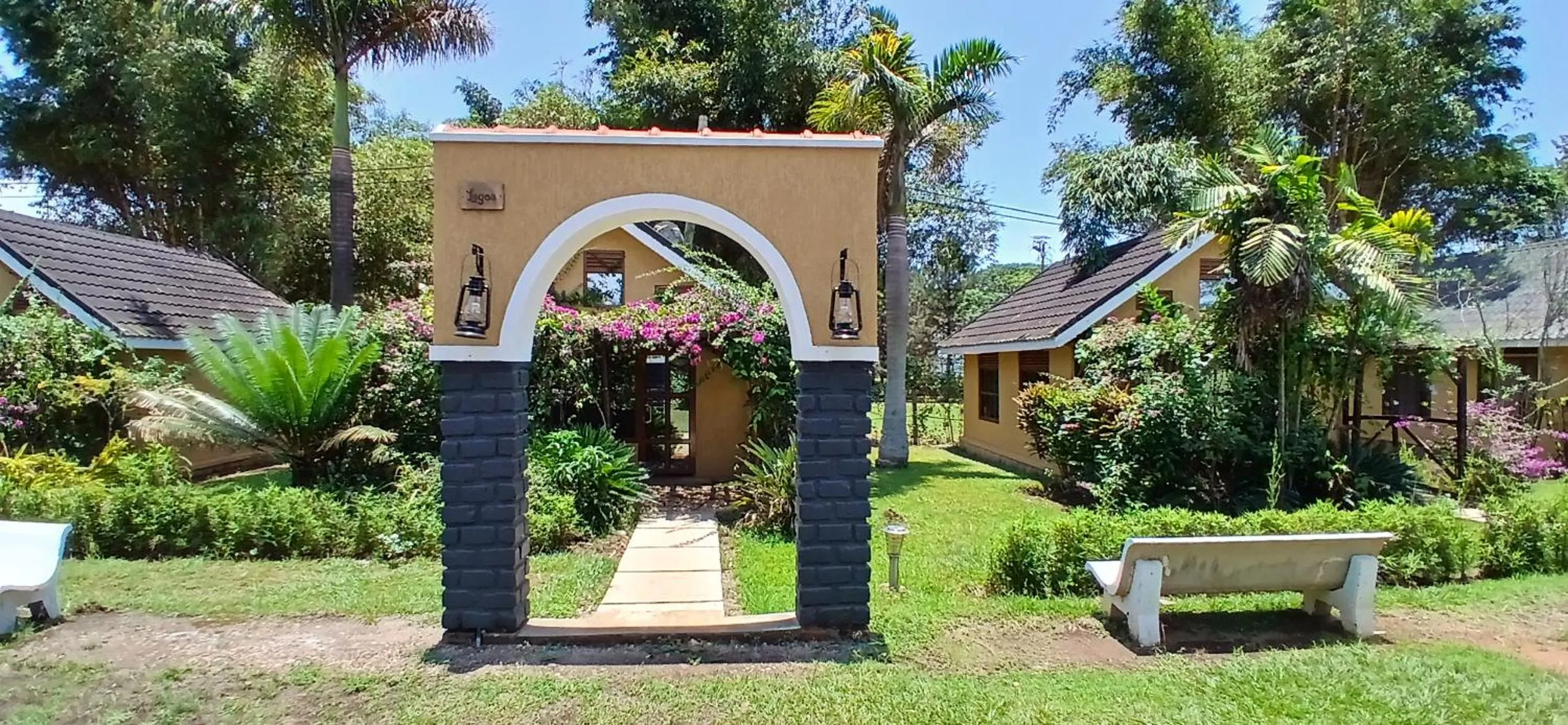 Property building in Explorer Resort & Marina