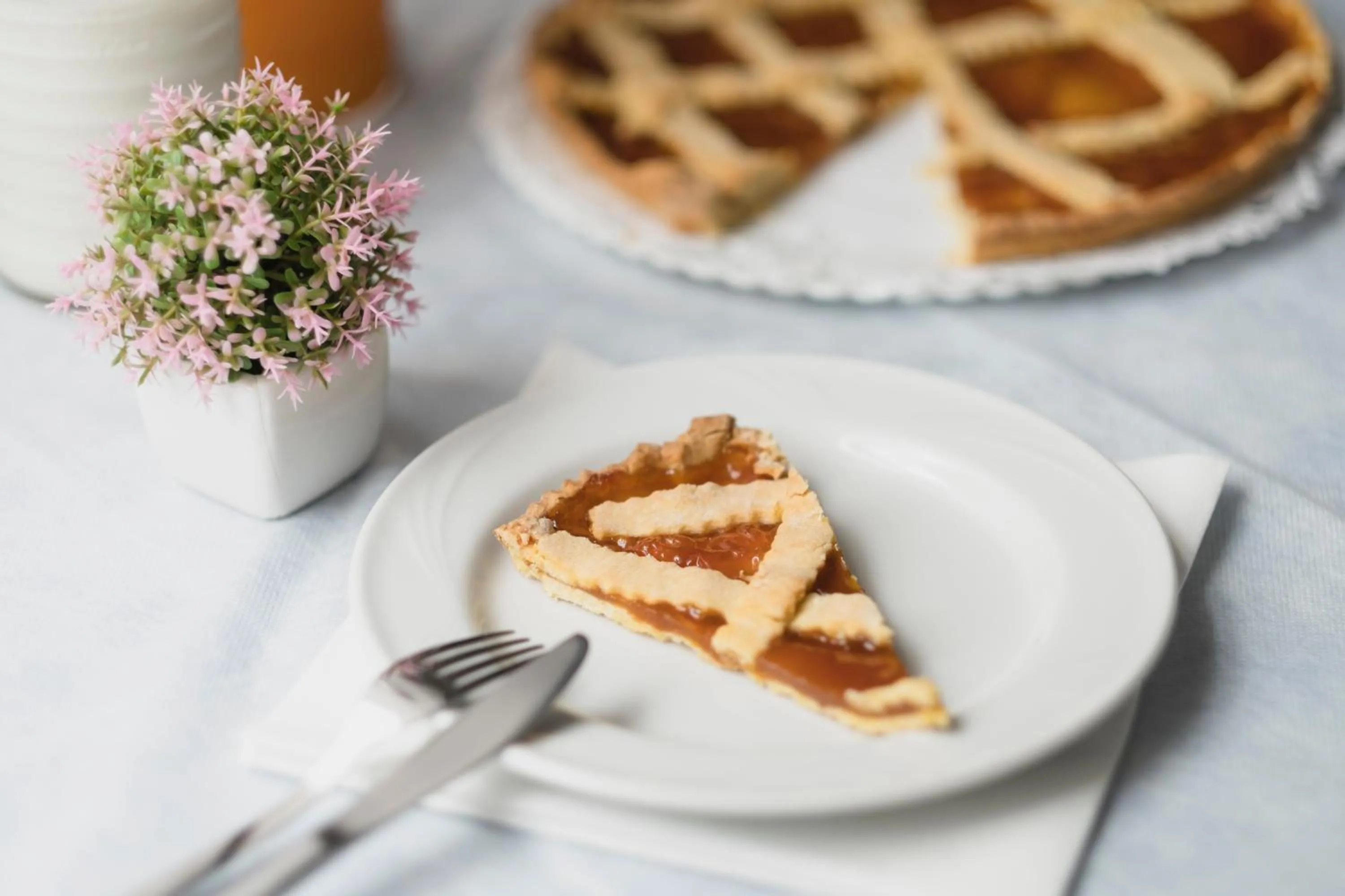 Food and drinks in Hotel Cheri