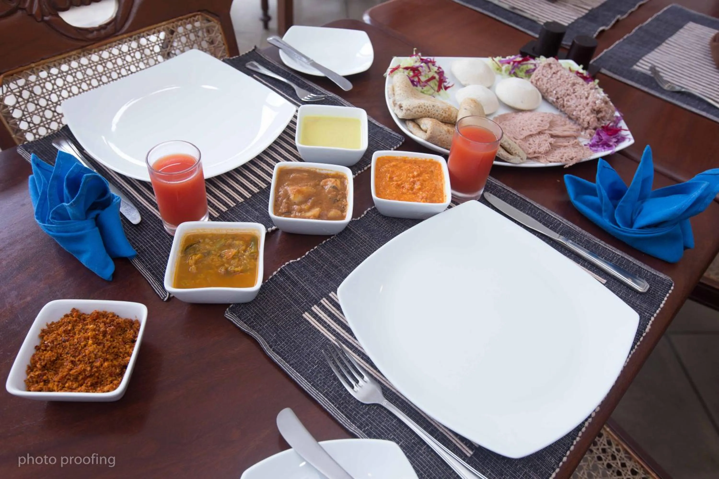 Food and drinks in Port View City Hotel