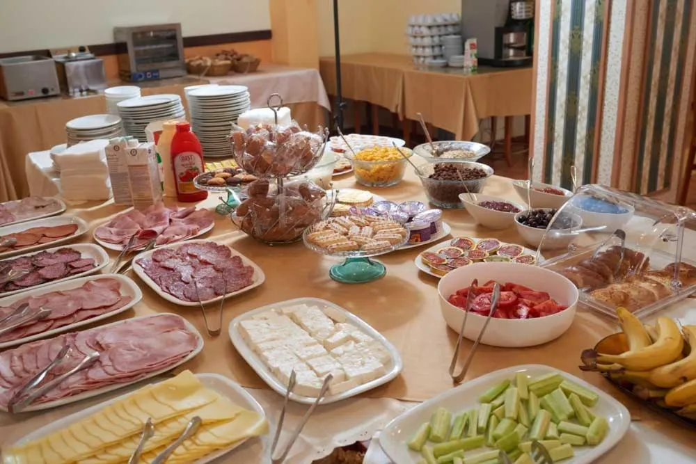 Buffet breakfast in Hotel Smolyan