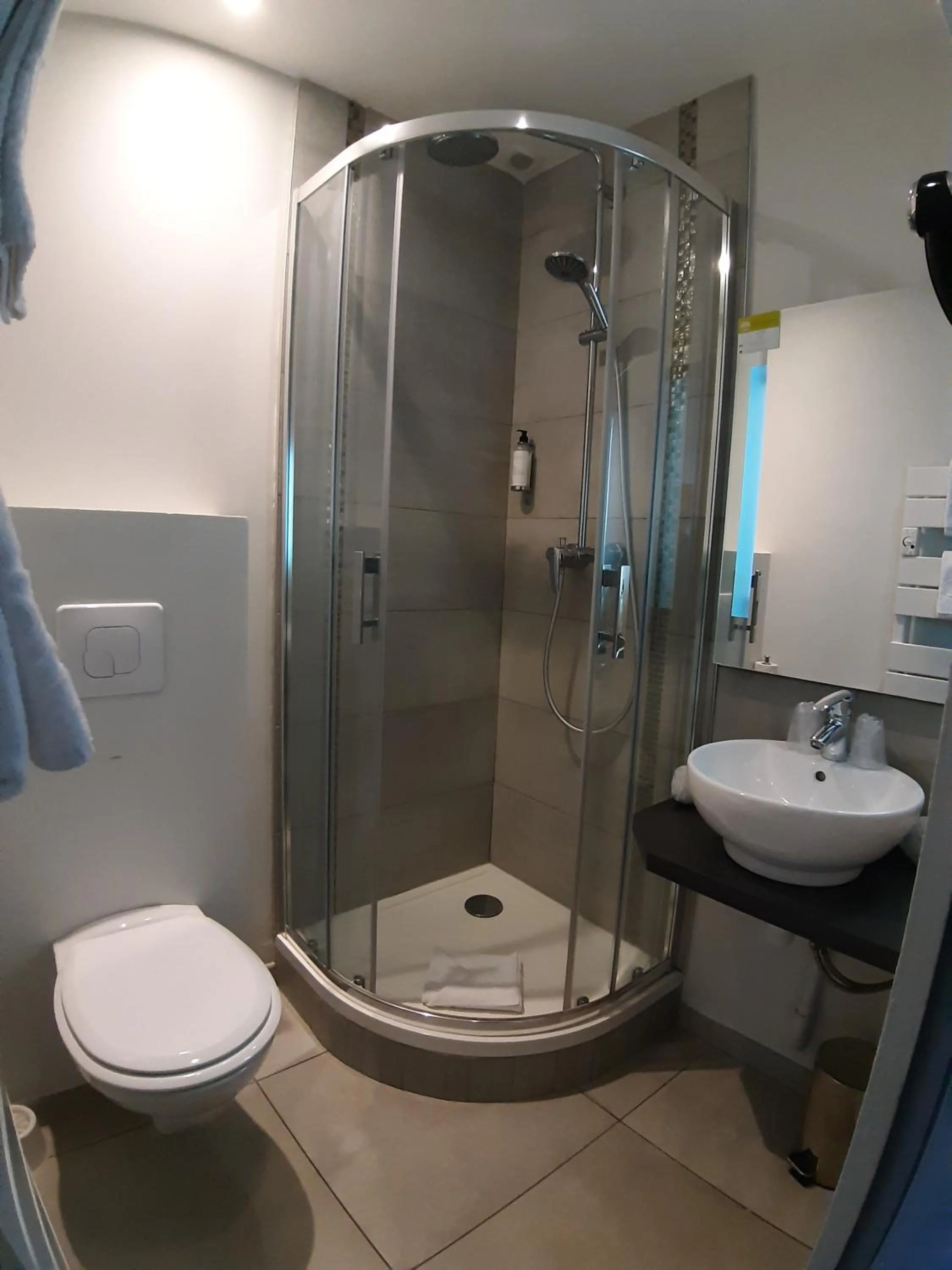 Bathroom in Les Embruns